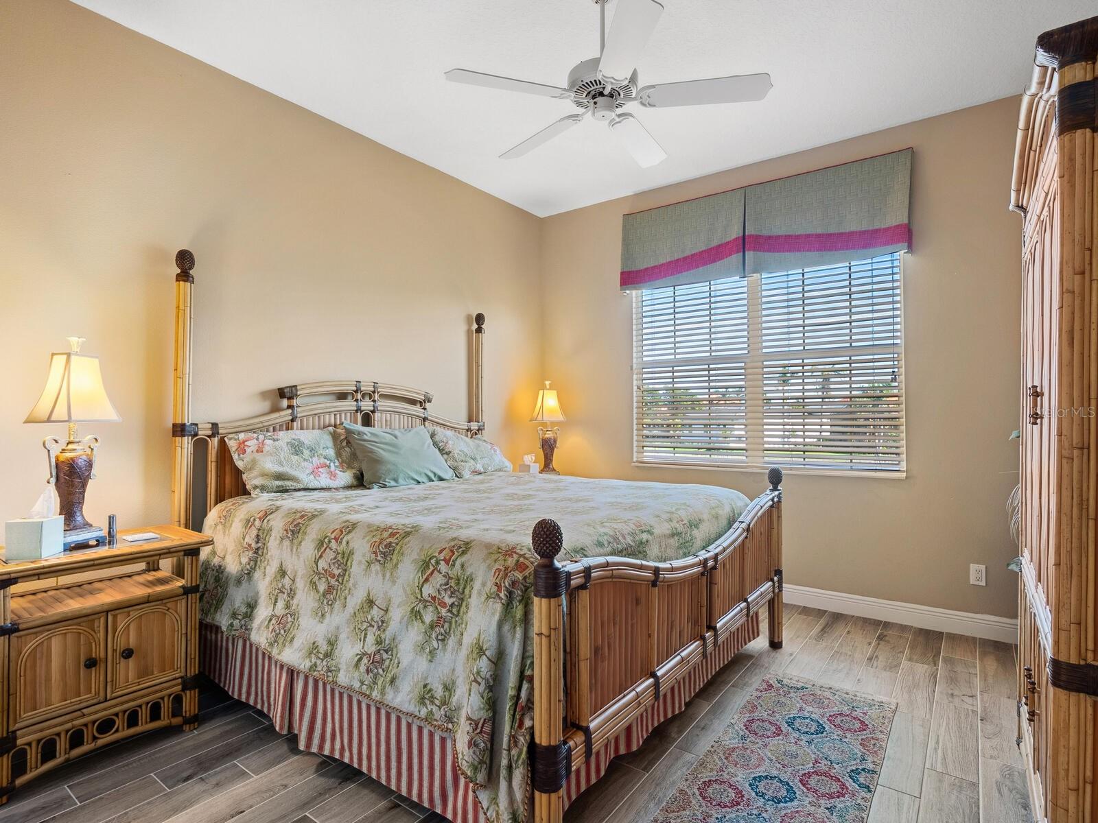 Image 31 of 73 For 12518 Harbour Landings Drive