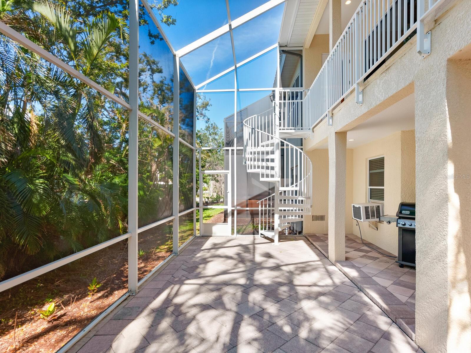 Image 45 of 73 For 12518 Harbour Landings Drive