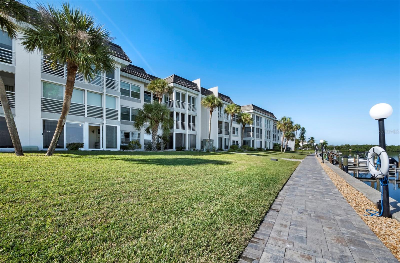 Image 16 of 57 For 4430 Exeter Drive 106