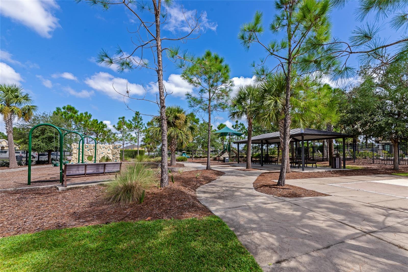 Image 30 of 33 For 15517 Rose Grove Drive