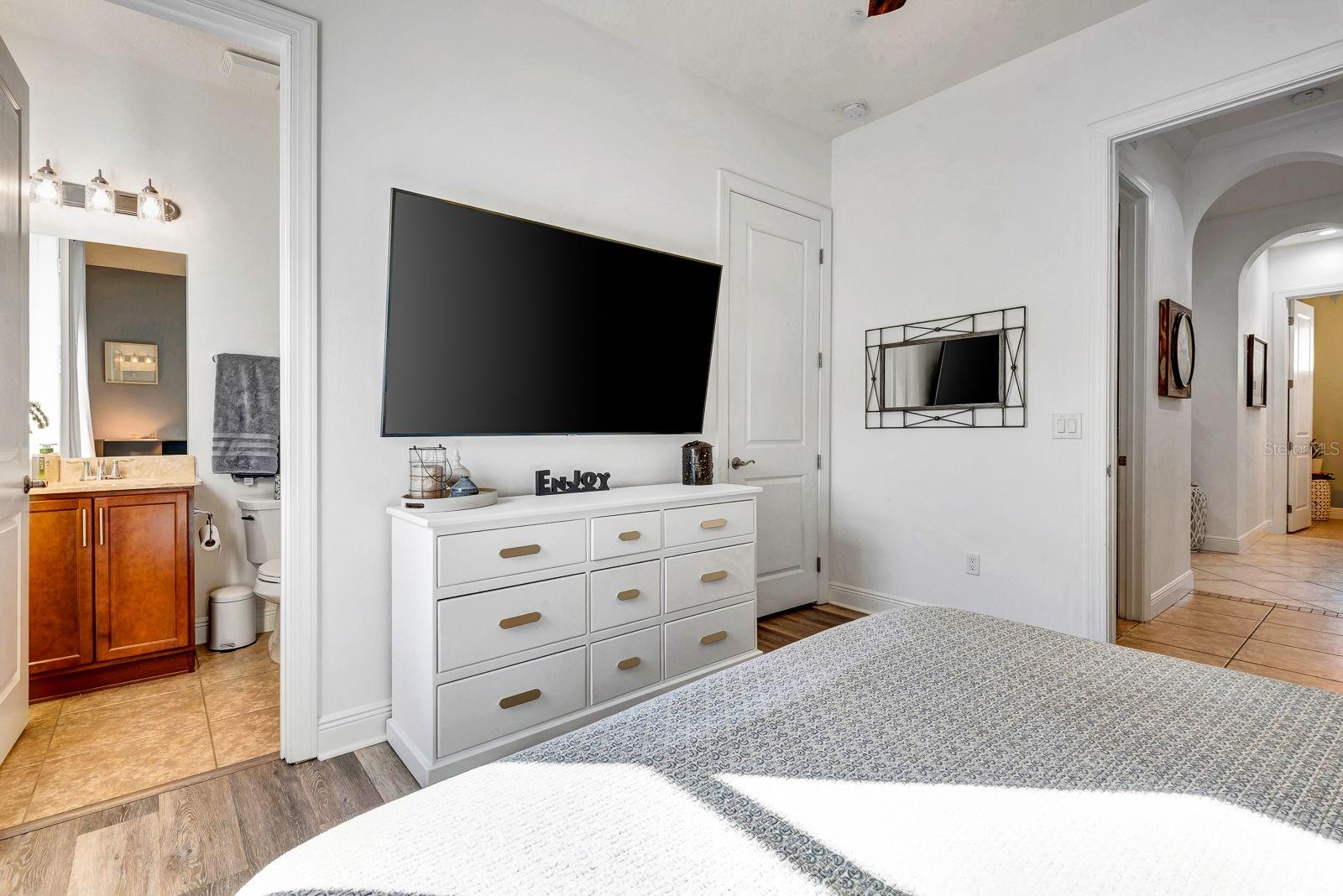 Image 12 of 79 For 4410 Baltry Court