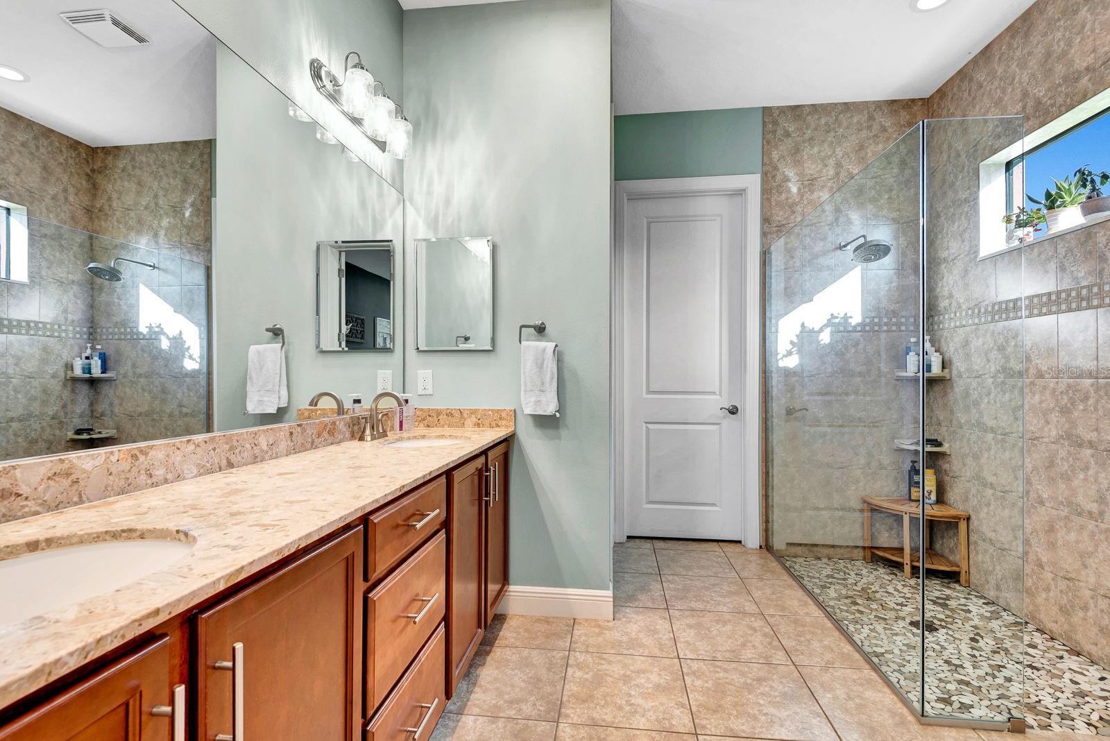 Image 36 of 79 For 4410 Baltry Court