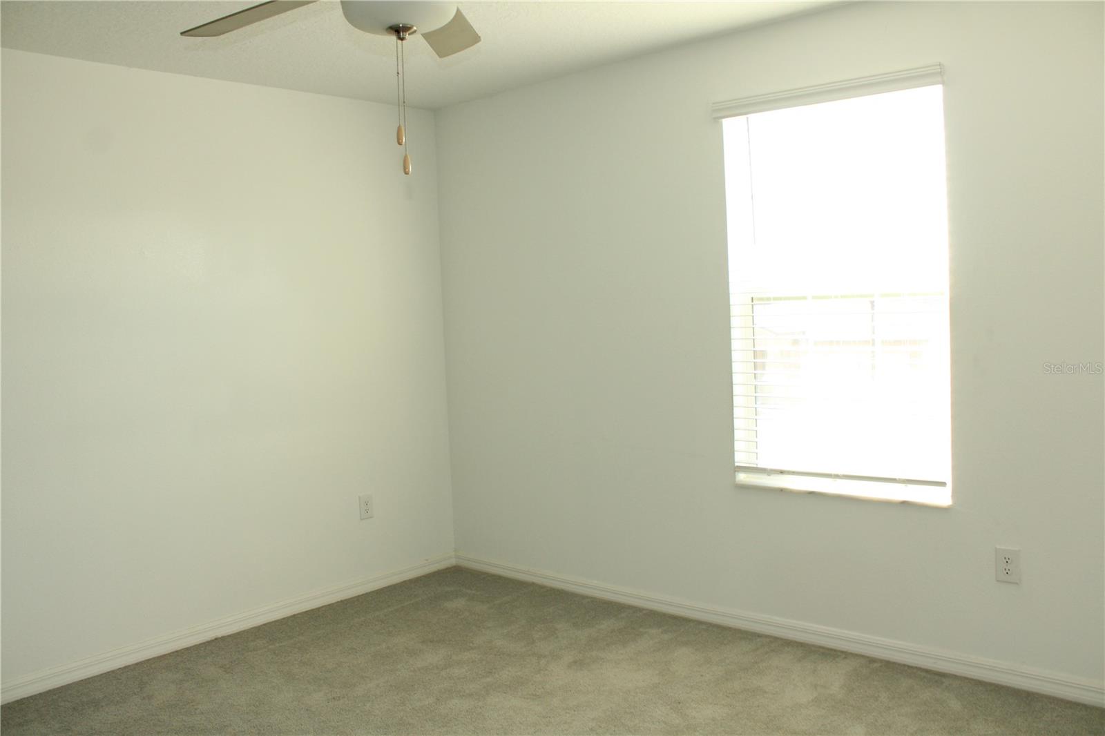 Image 17 of 33 For 8526 40th Circle E