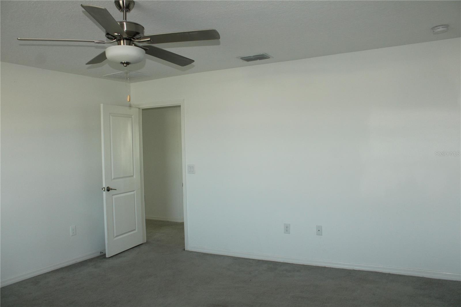 Image 20 of 33 For 8526 40th Circle E