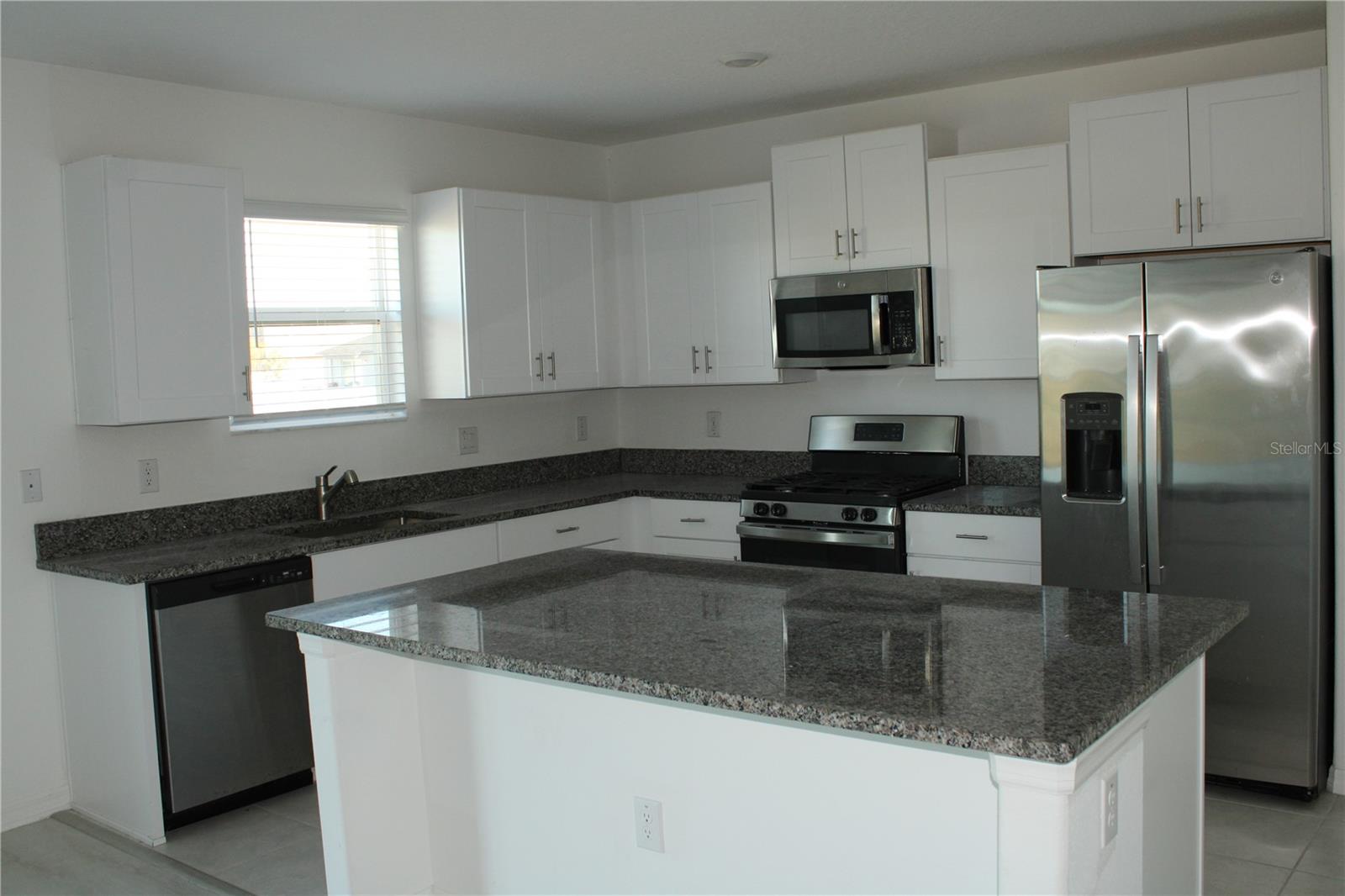 Image 3 of 33 For 8526 40th Circle E