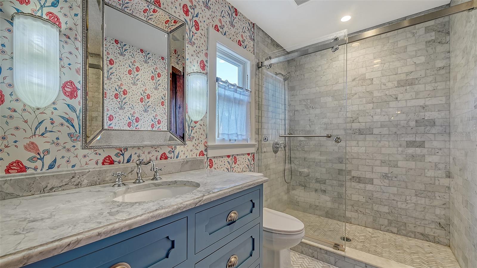 Image 23 of 63 For 310 Osprey Avenue