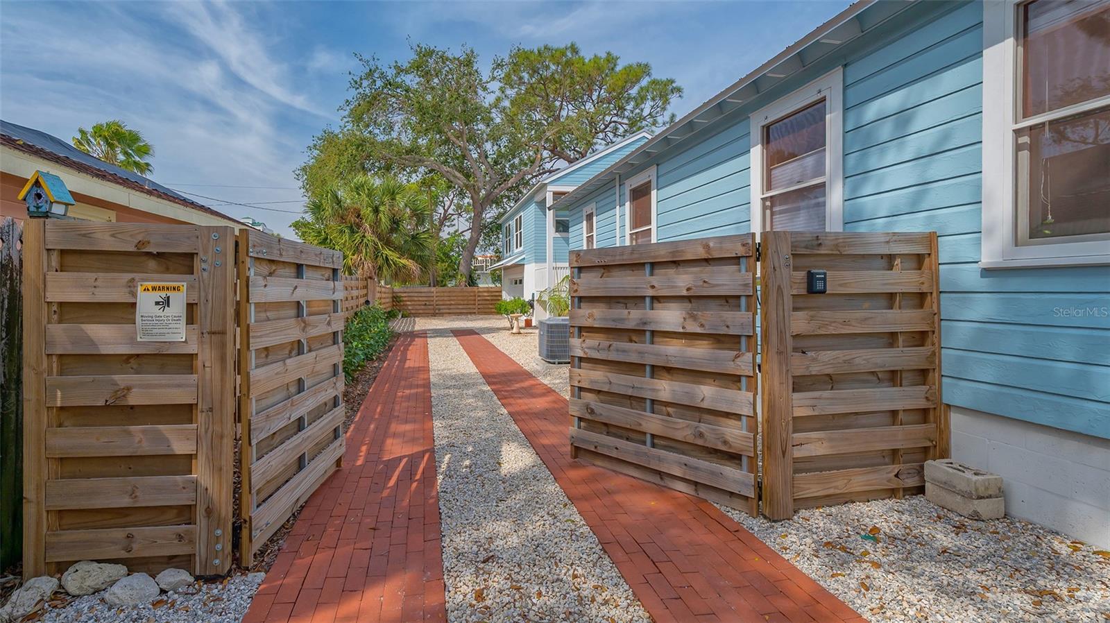 Image 36 of 63 For 310 Osprey Avenue