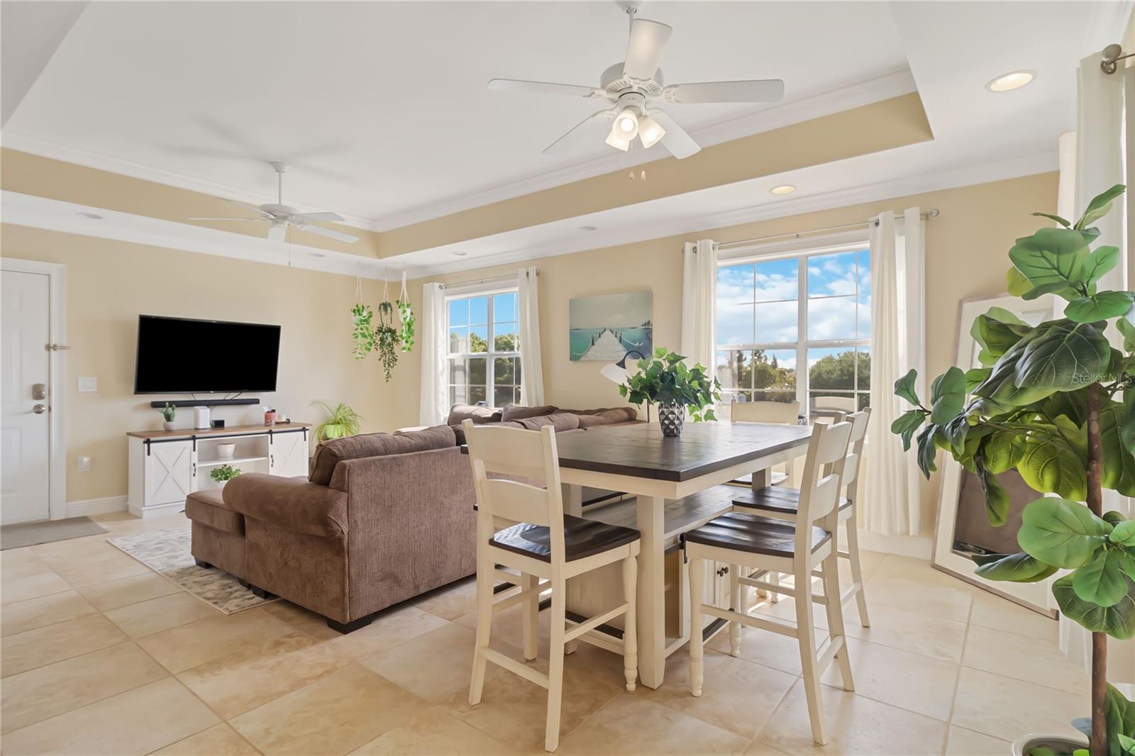 Image 10 of 41 For 1030 Villagio Circle 207