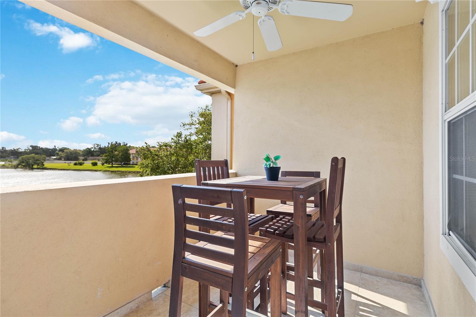 Image 17 of 41 For 1030 Villagio Circle 207