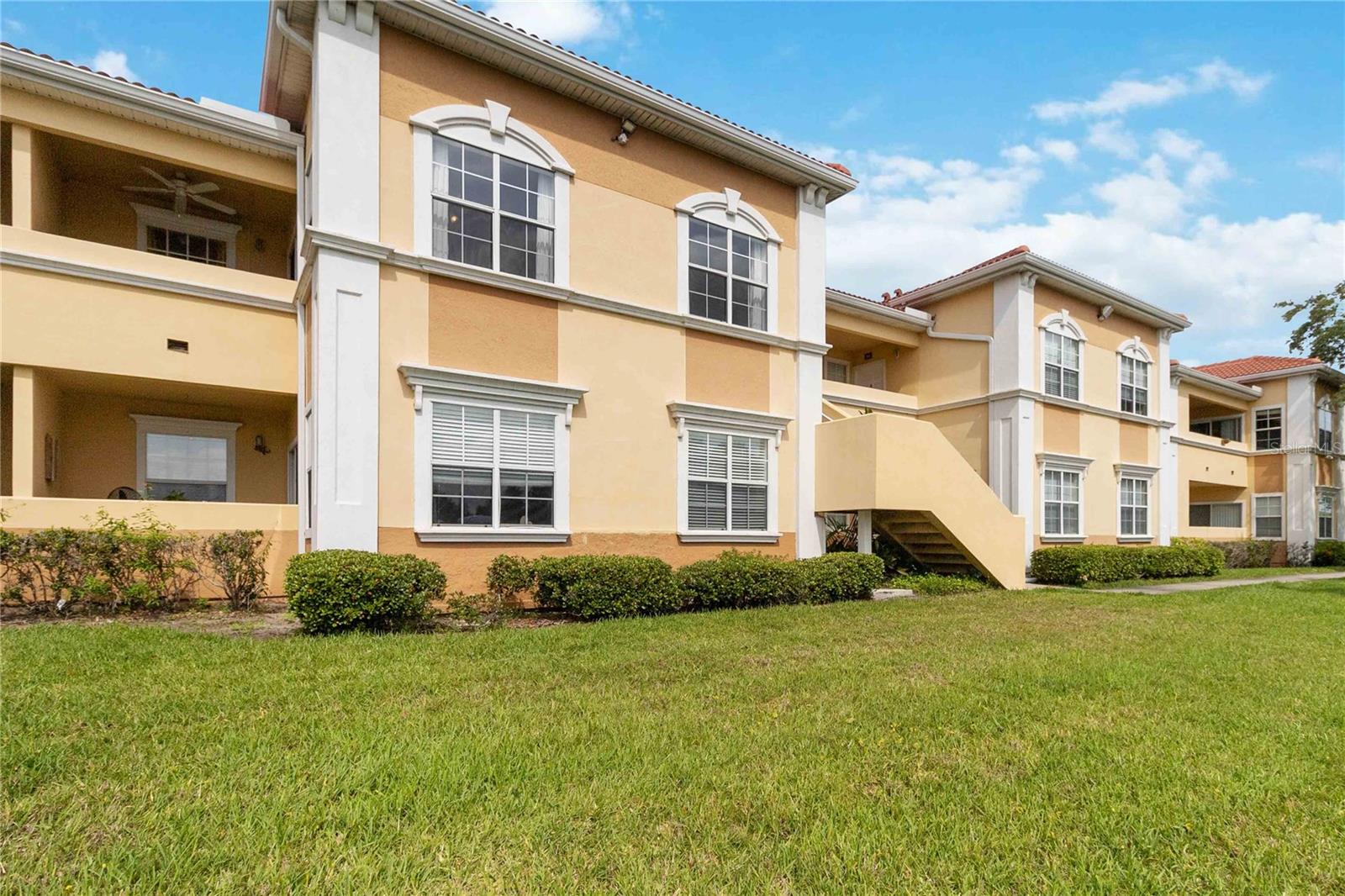 Image 3 of 41 For 1030 Villagio Circle 207