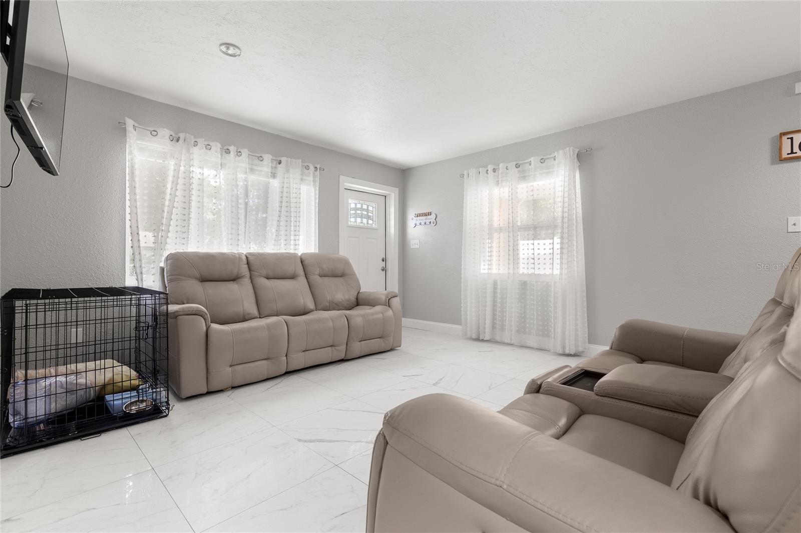 Image 5 of 16 For 1731 4th Avenue E