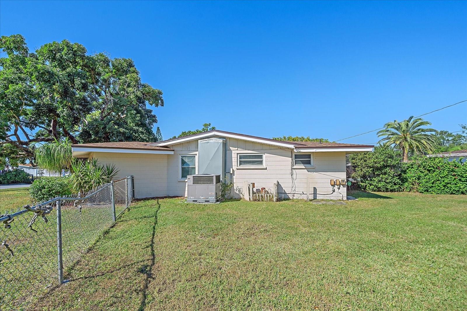 Image 32 of 35 For 3715 Mundy Ridge Drive