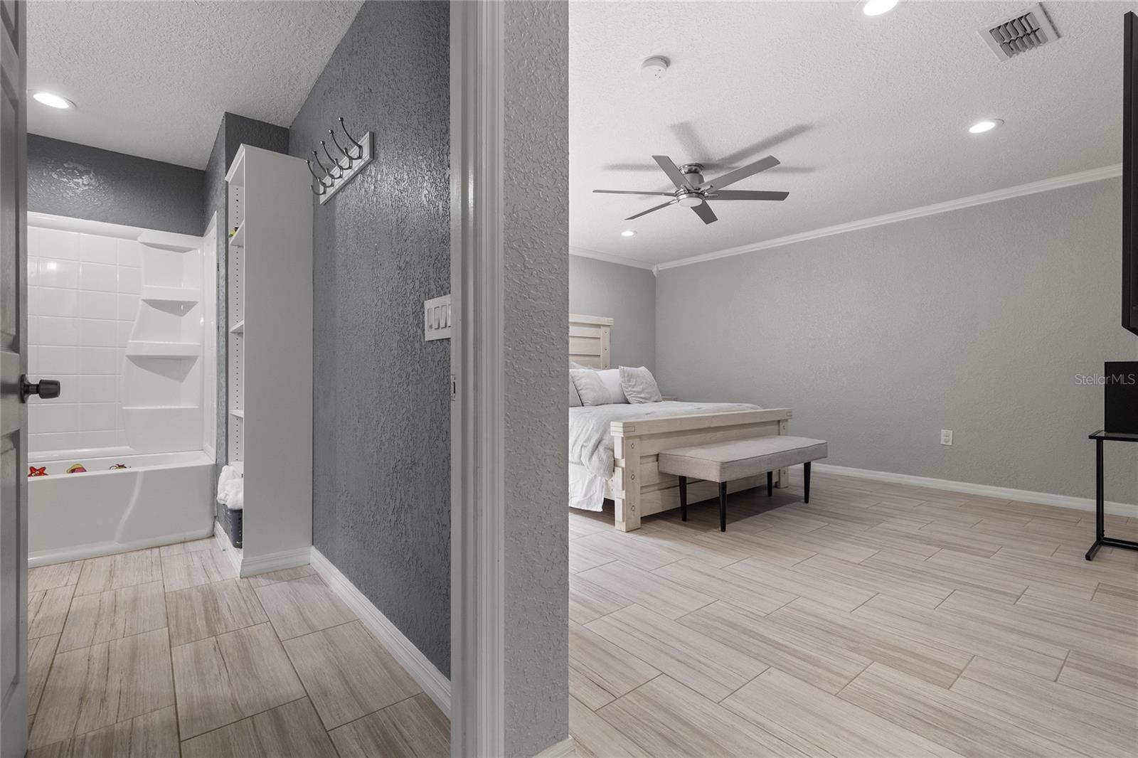 Image 19 of 26 For 1735 4th Avenue E