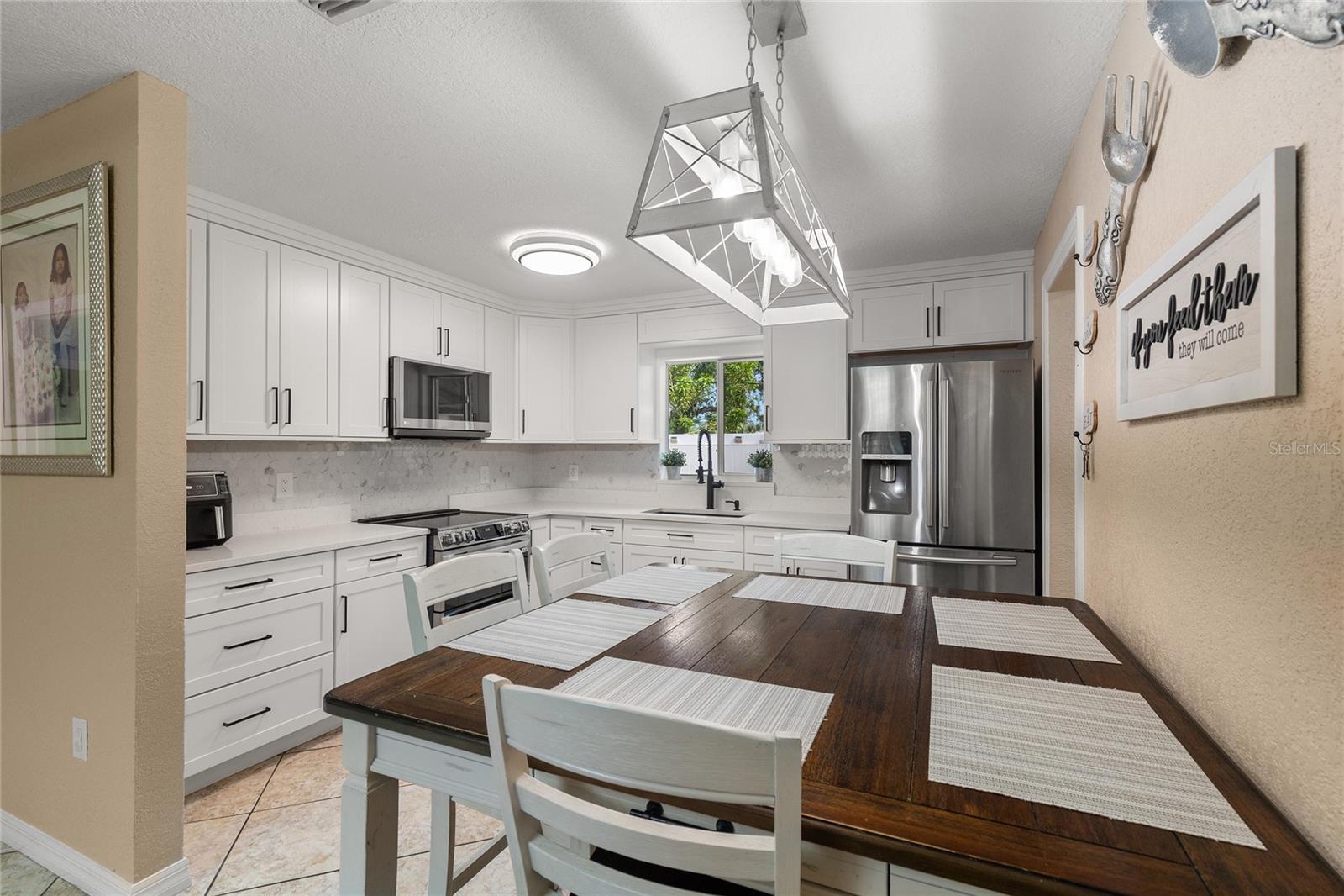 Image 8 of 26 For 1735 4th Avenue E