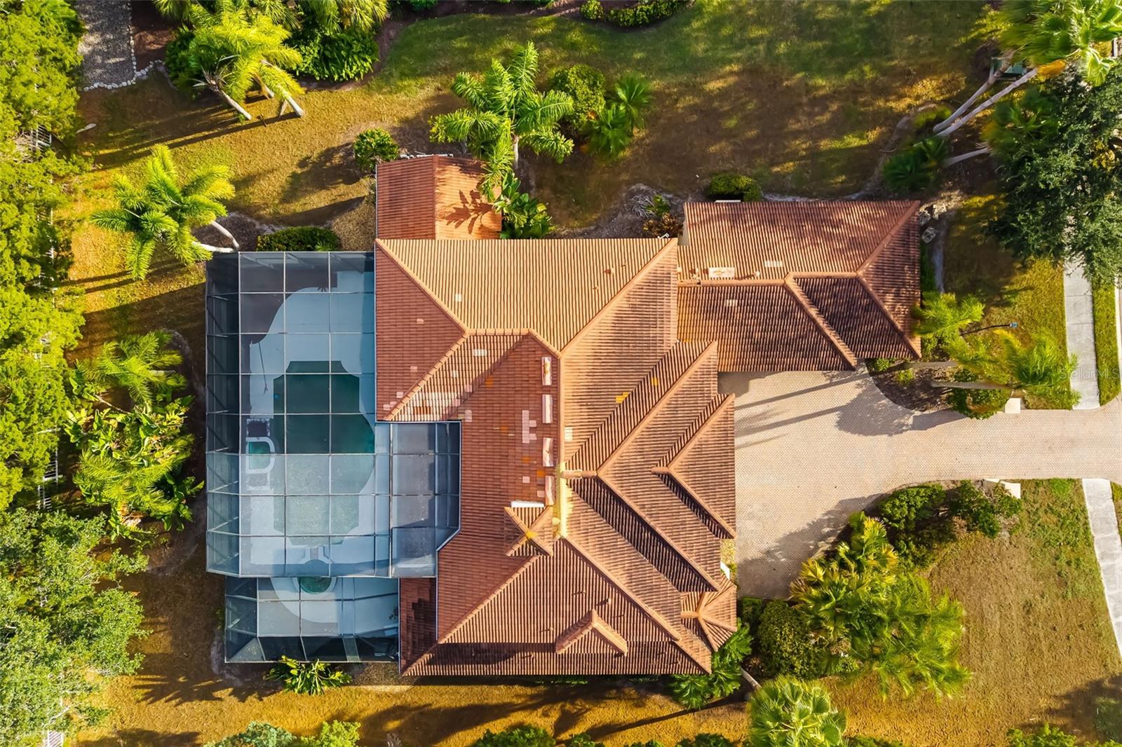 Image 16 of 100 For 7803 Mathern Court