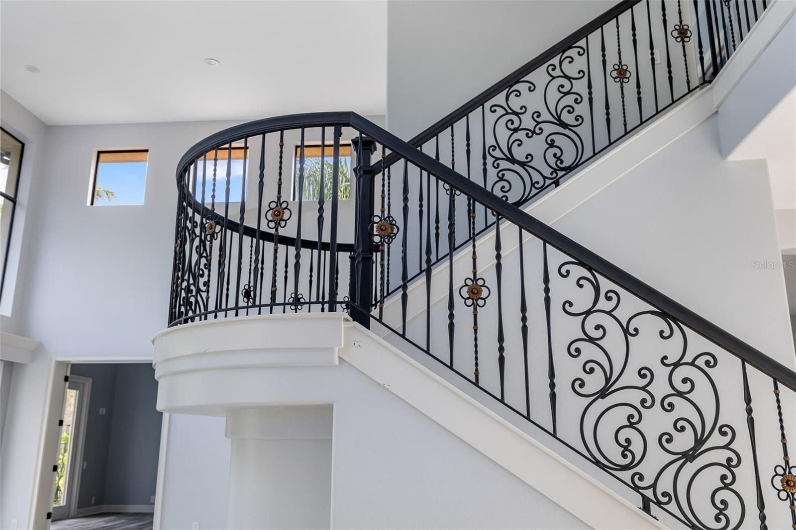 Image 33 of 100 For 7803 Mathern Court