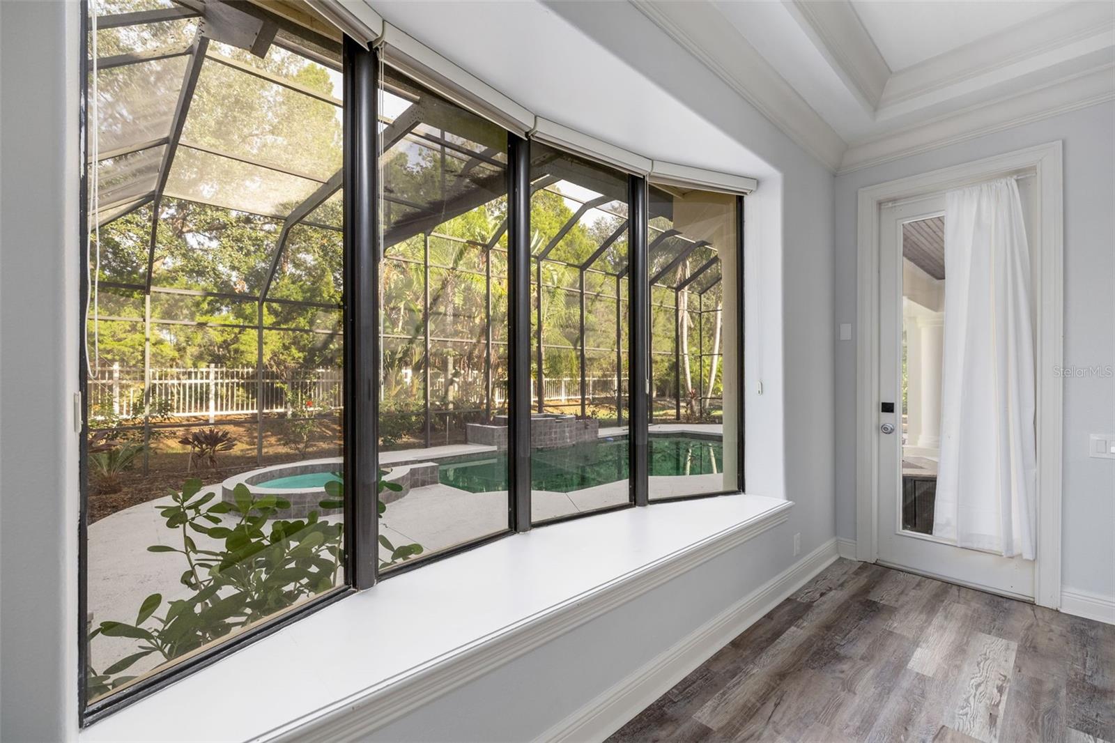 Image 36 of 100 For 7803 Mathern Court