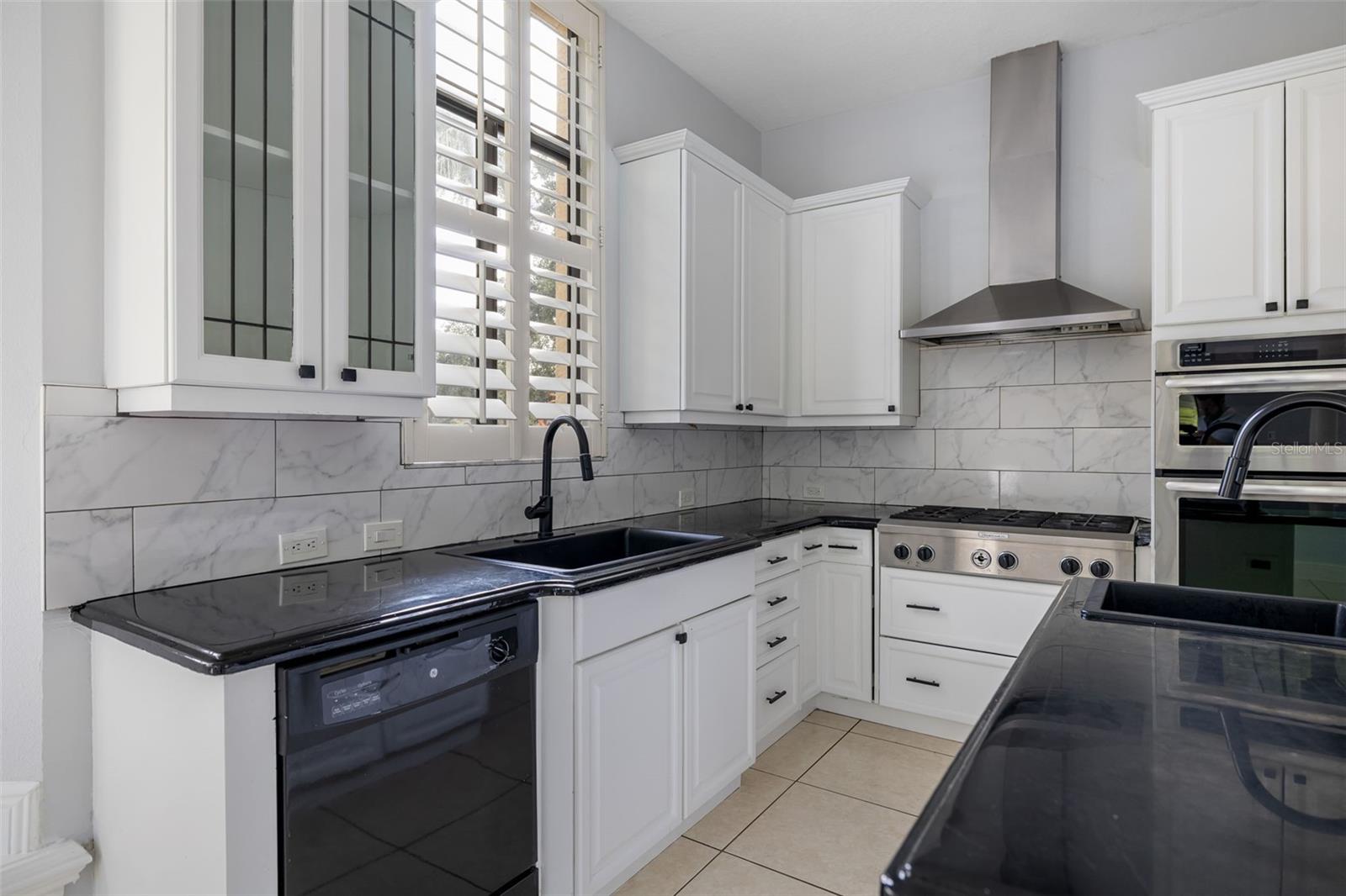 Image 44 of 100 For 7803 Mathern Court