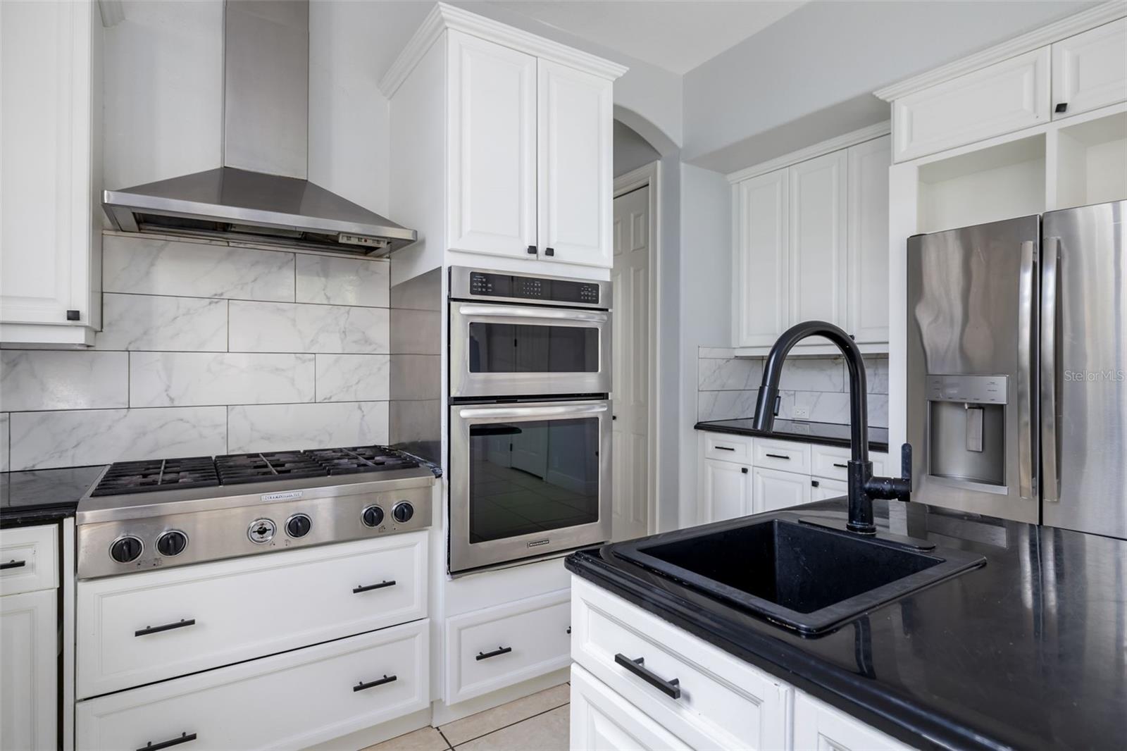 Image 45 of 100 For 7803 Mathern Court