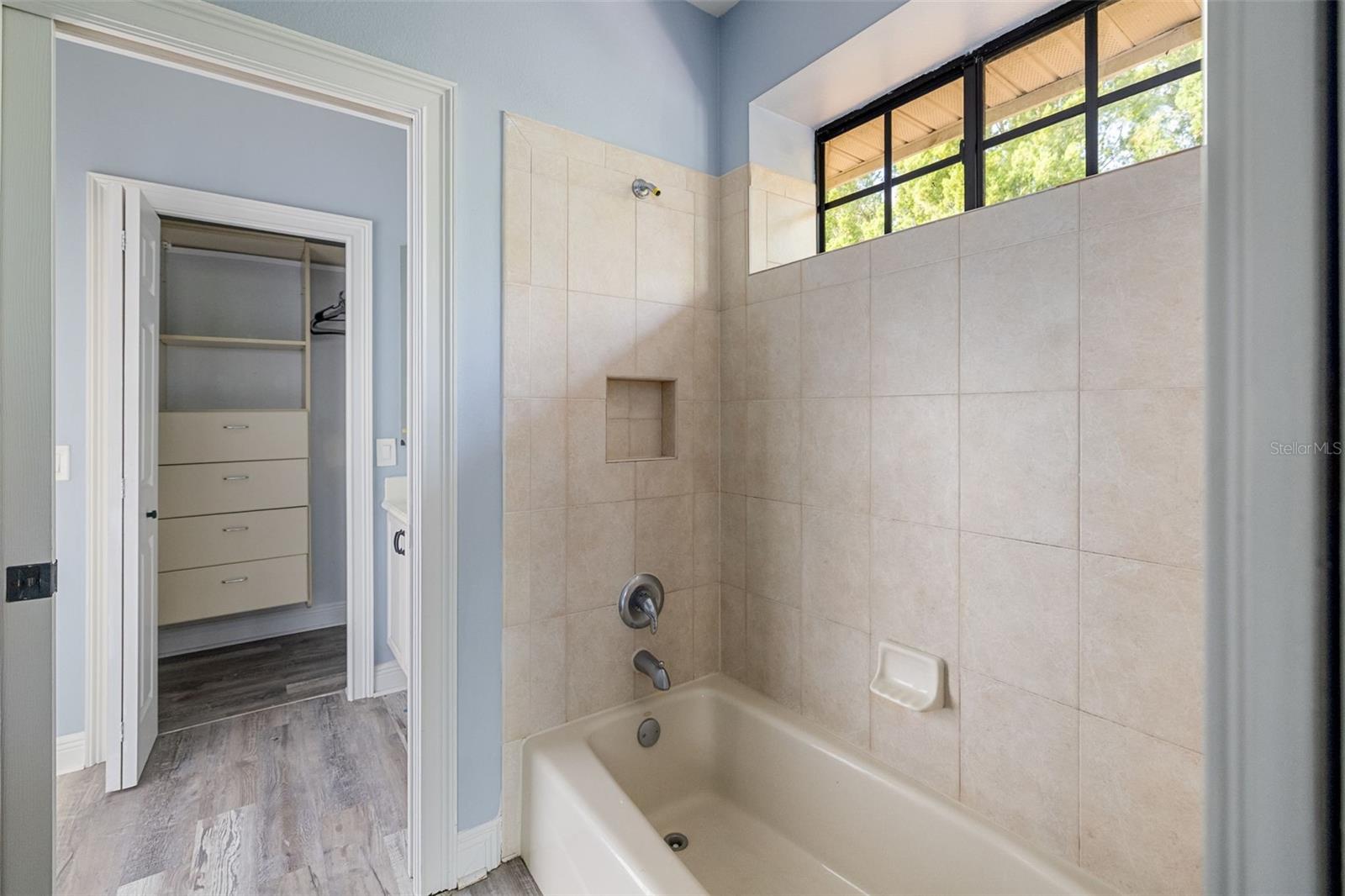 Image 83 of 100 For 7803 Mathern Court