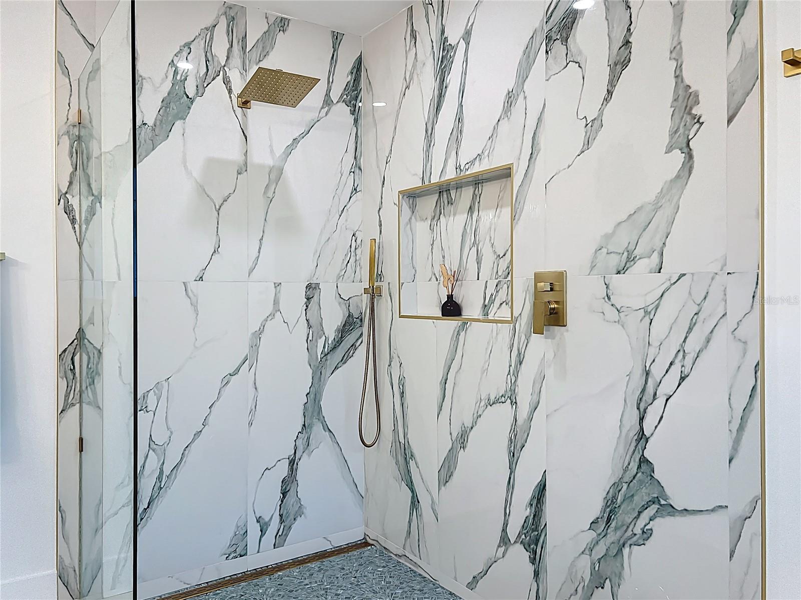 Image 33 of 60 For 2308 Tulip Street Tulip Street 2308