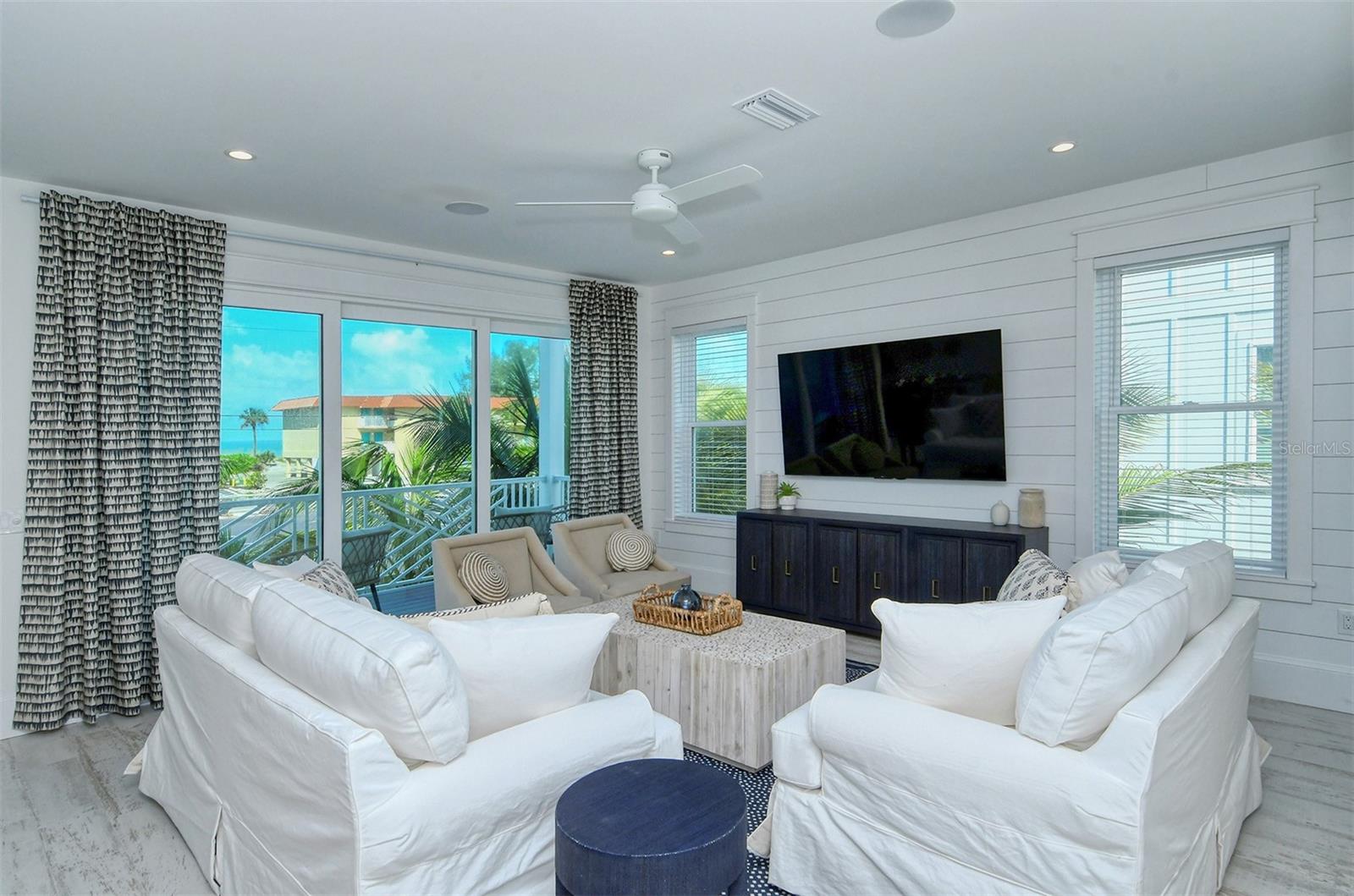 Image 3 of 99 For 2406 Avenue C