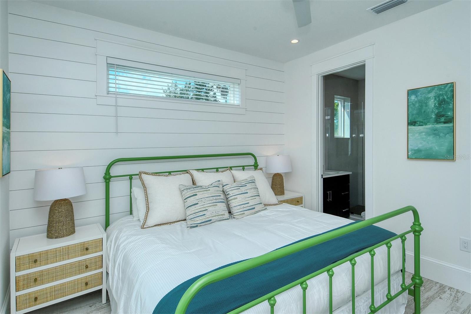 Image 32 of 99 For 2406 Avenue C