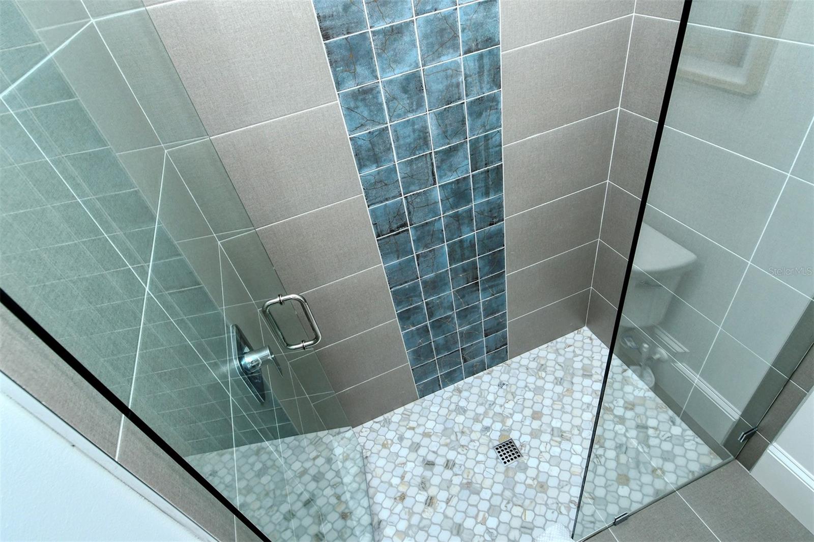 Image 54 of 99 For 2406 Avenue C