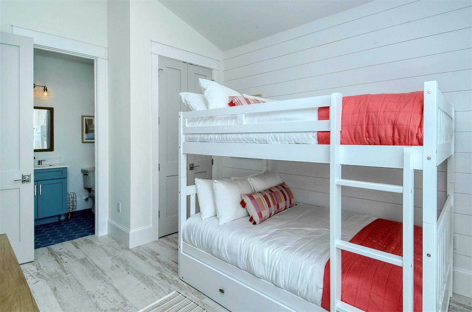 Image 58 of 99 For 2406 Avenue C