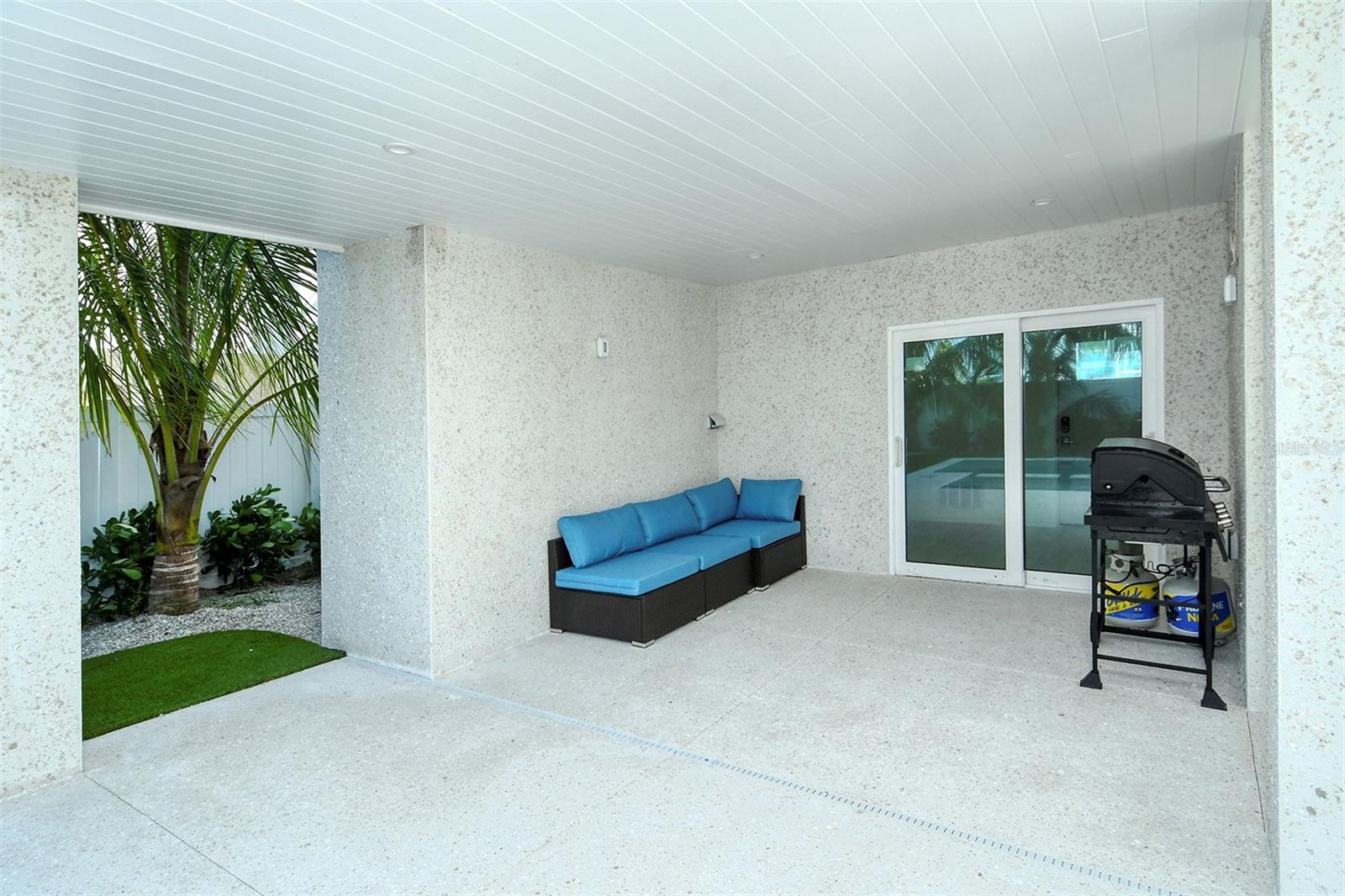 Image 83 of 99 For 2406 Avenue C