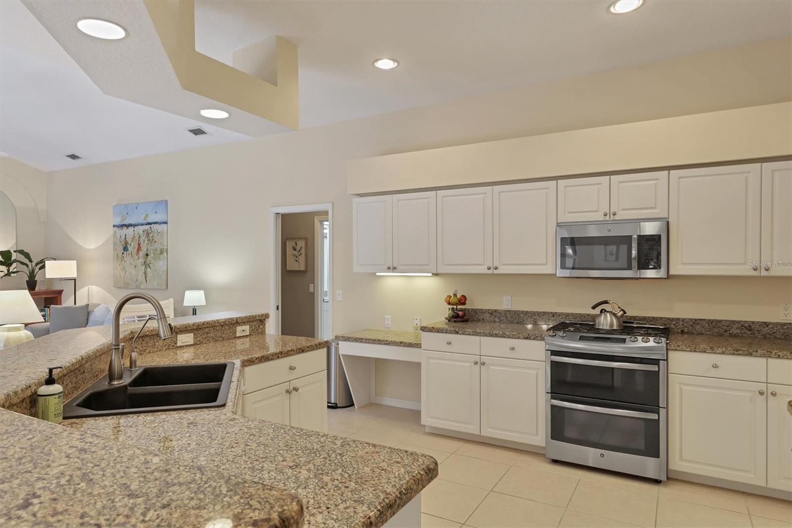 Image 11 of 77 For 7354 Eaton Court