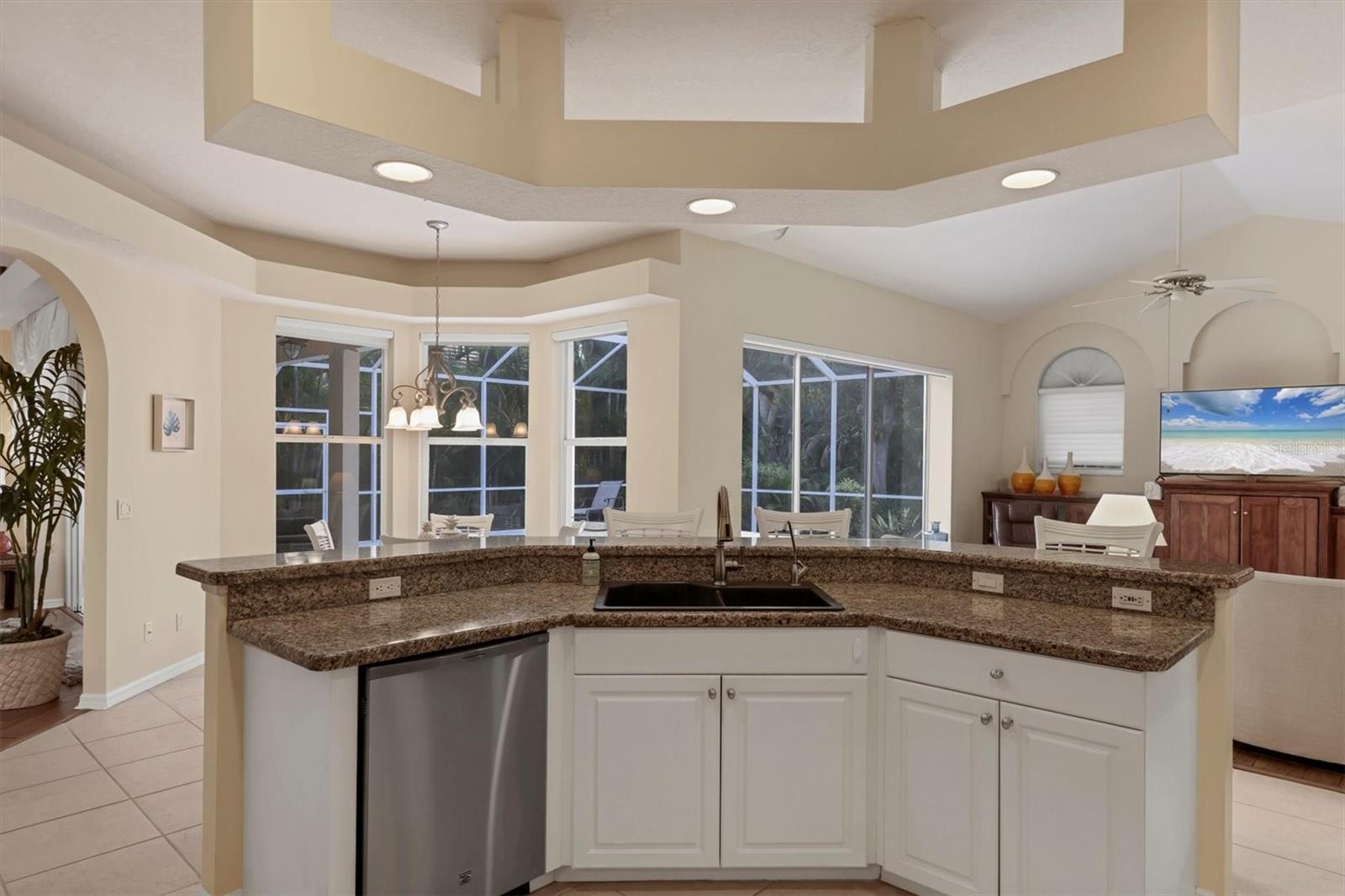 Image 13 of 77 For 7354 Eaton Court