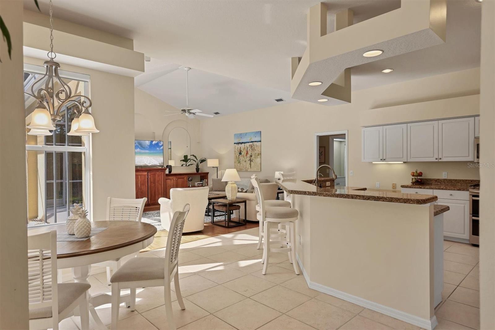 Image 16 of 77 For 7354 Eaton Court