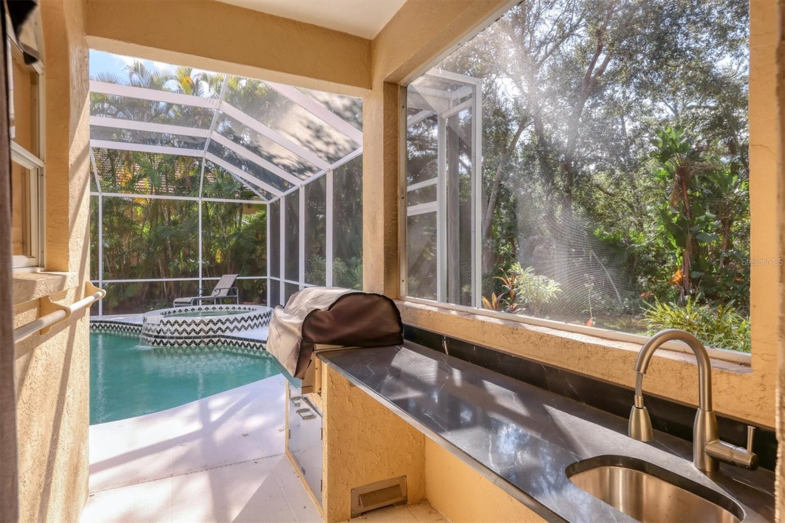 Image 31 of 77 For 7354 Eaton Court