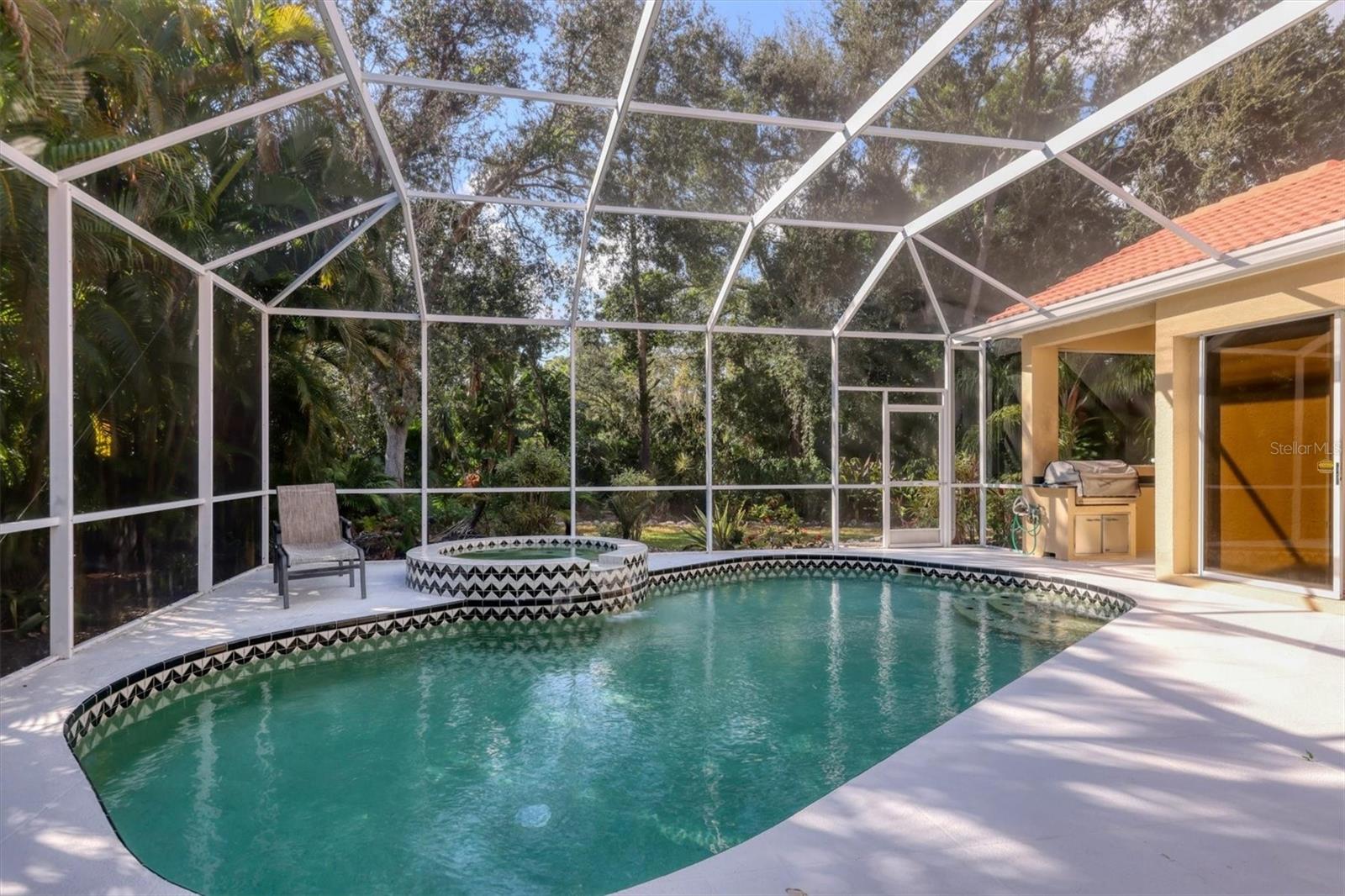 Image 33 of 77 For 7354 Eaton Court