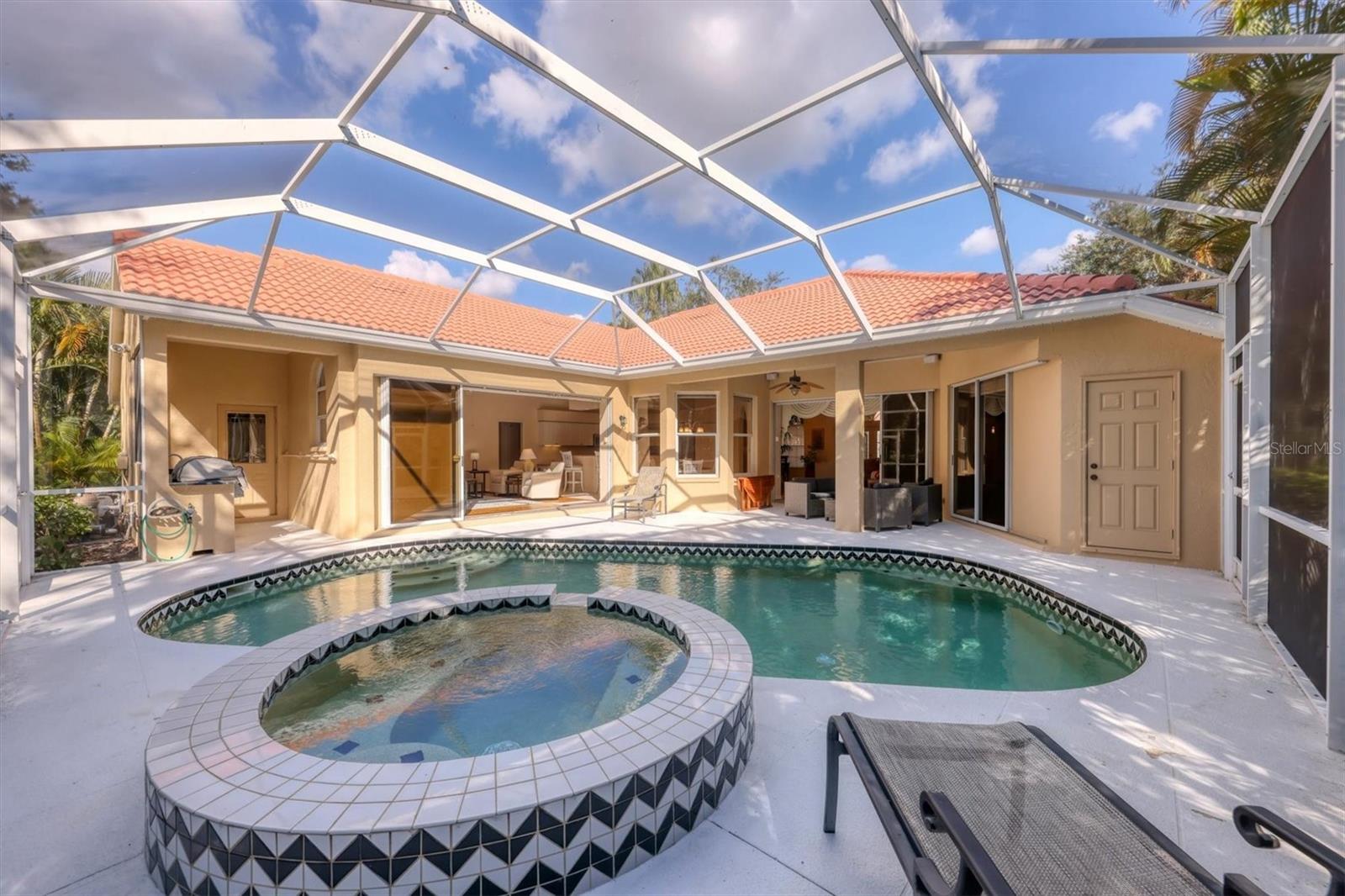 Image 34 of 77 For 7354 Eaton Court