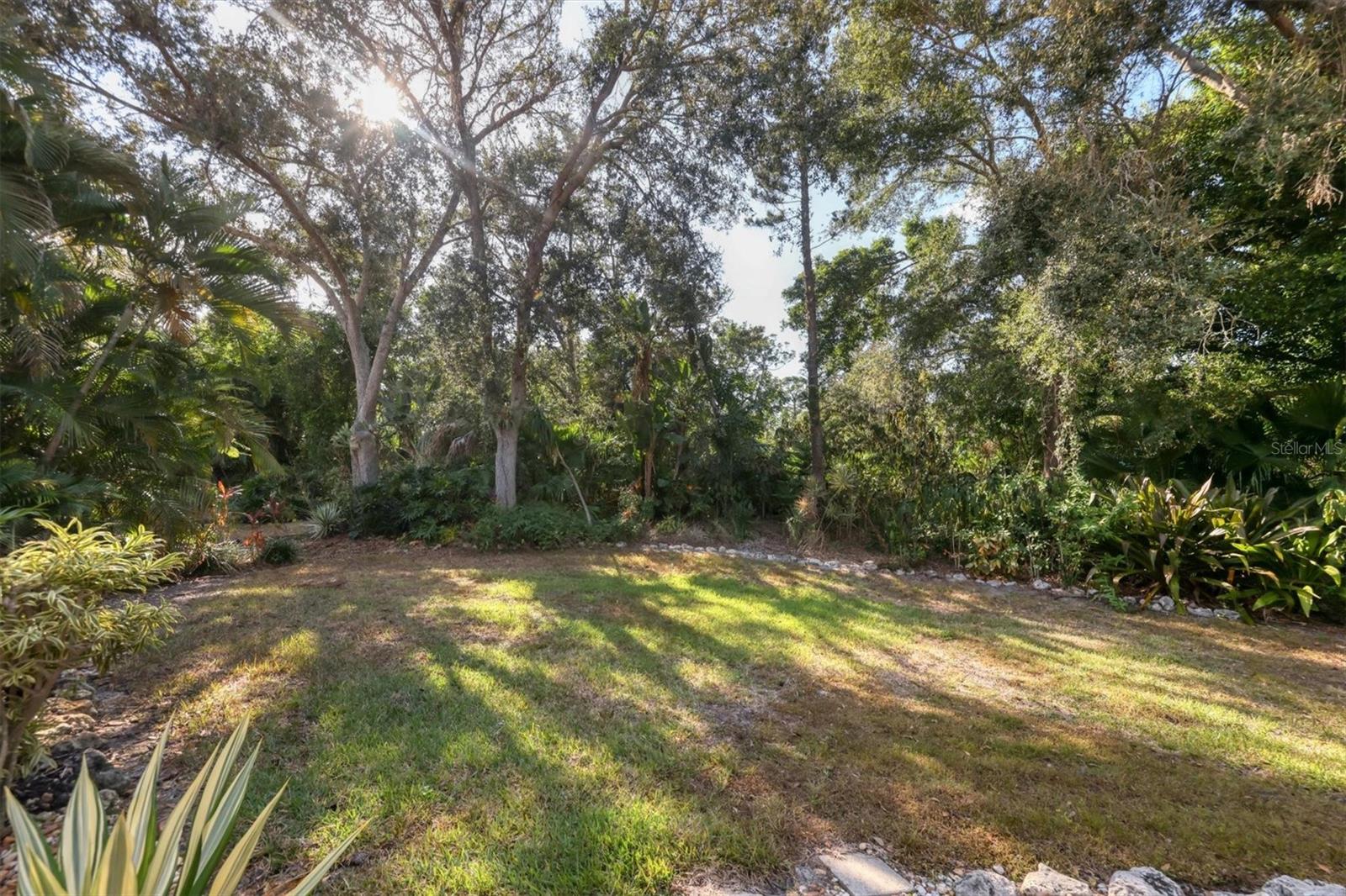 Image 35 of 77 For 7354 Eaton Court