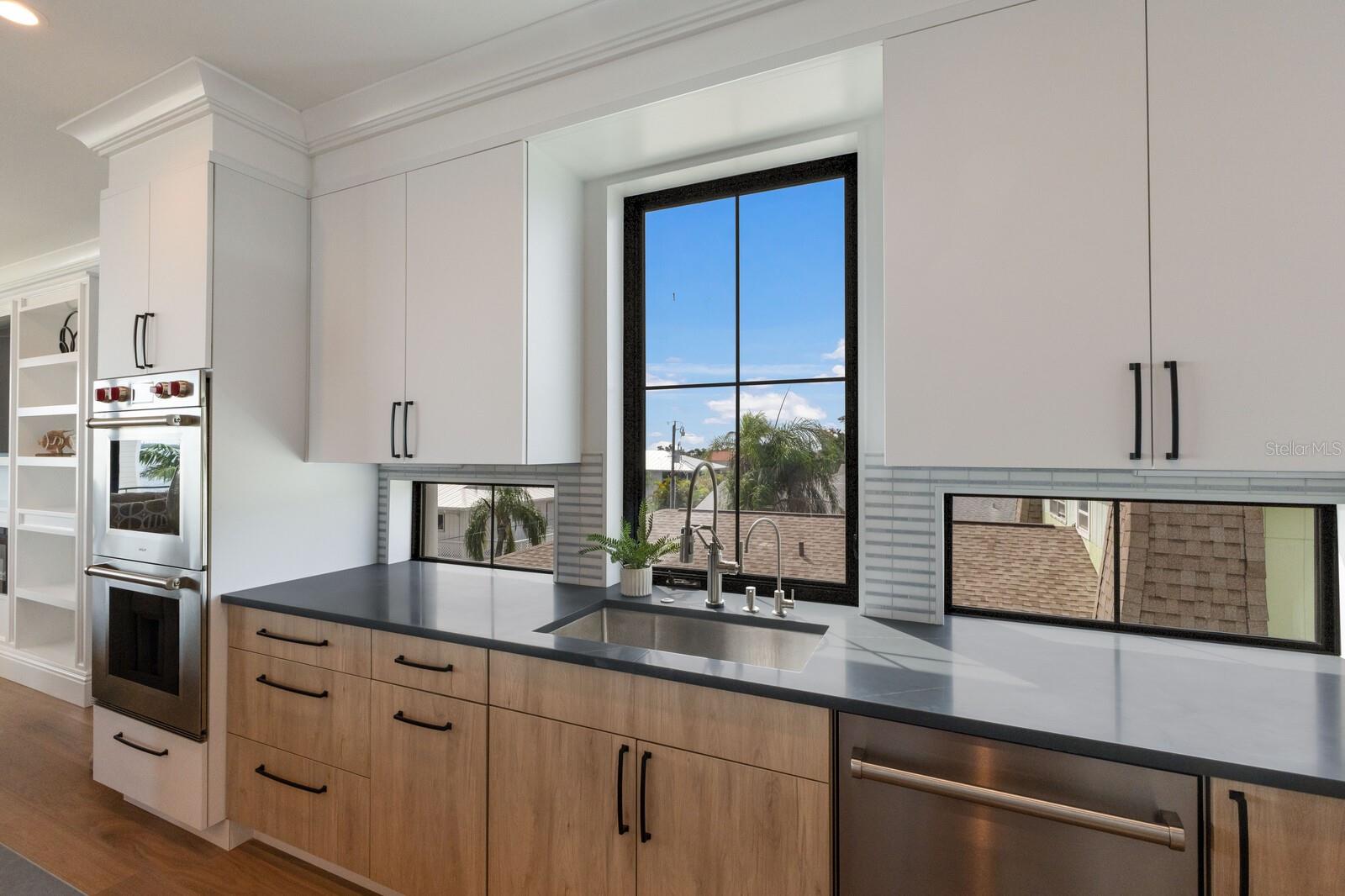 Image 12 of 100 For 2415 Avenue B