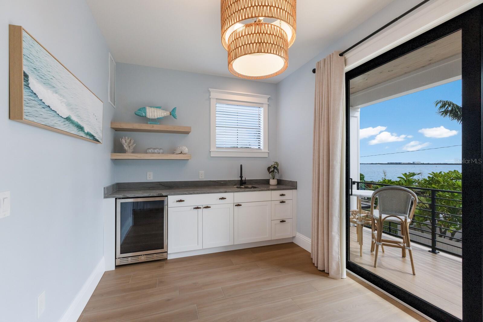 Image 17 of 100 For 2415 Avenue B