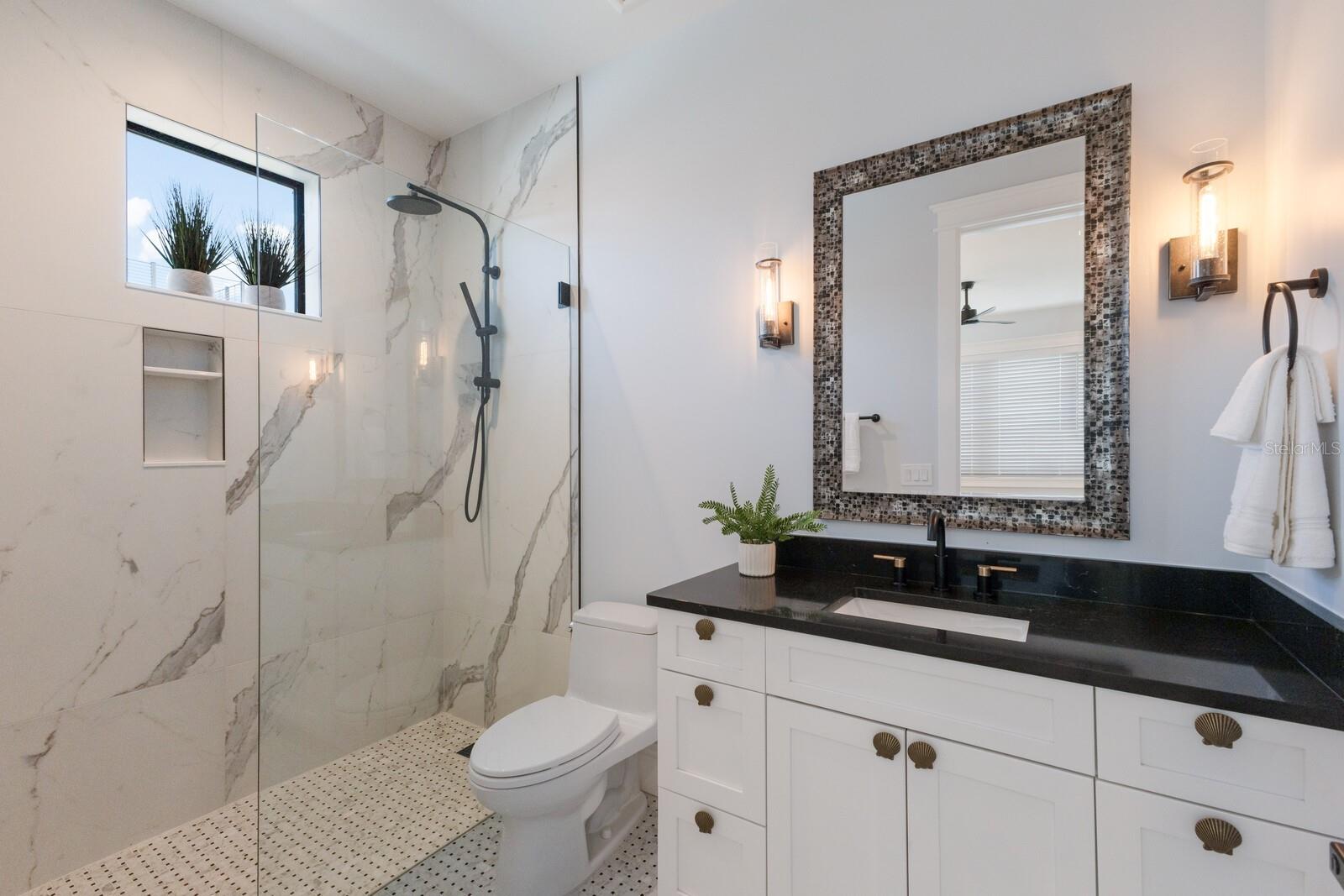 Image 28 of 100 For 2415 Avenue B