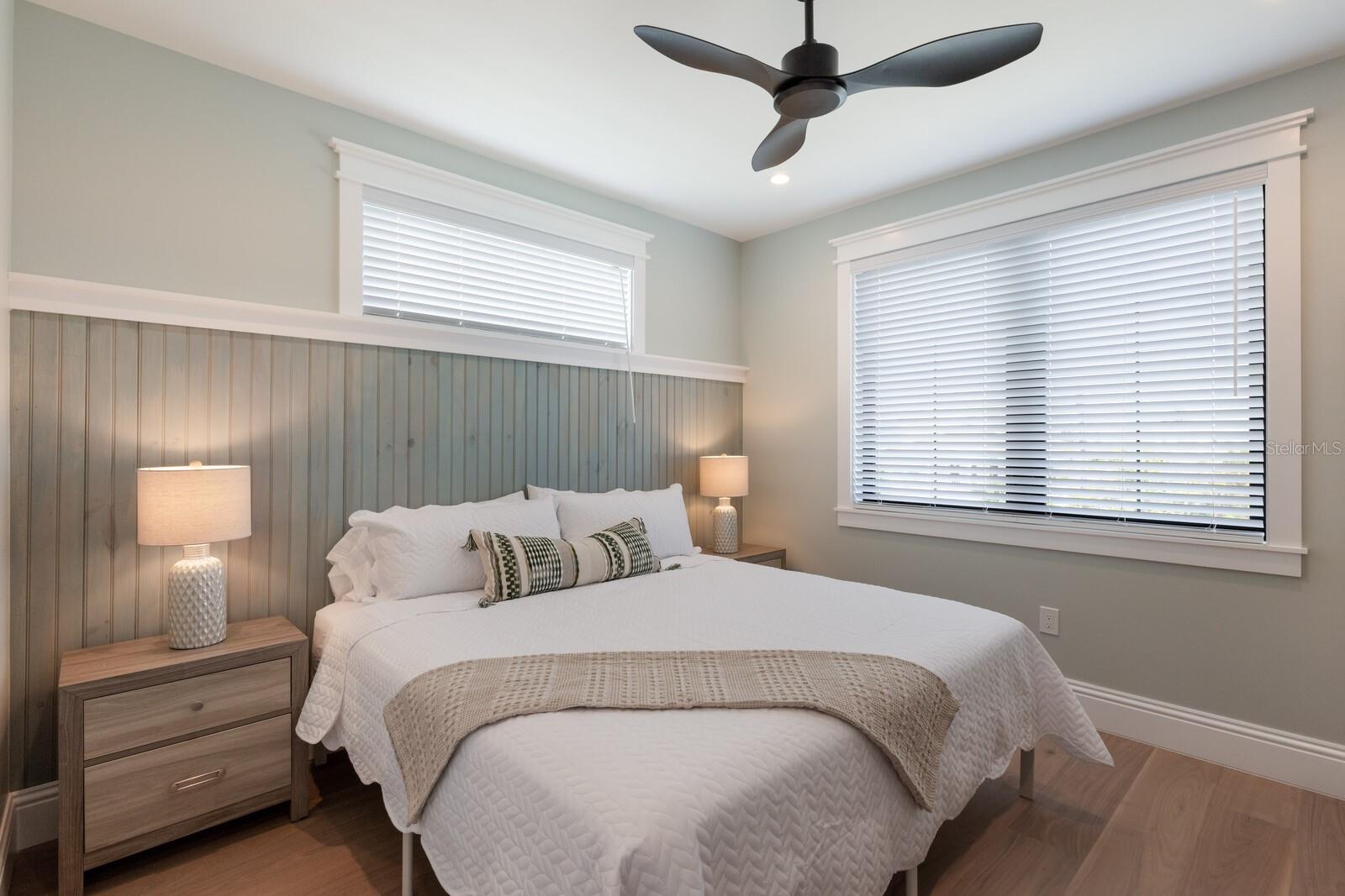 Image 37 of 100 For 2415 Avenue B