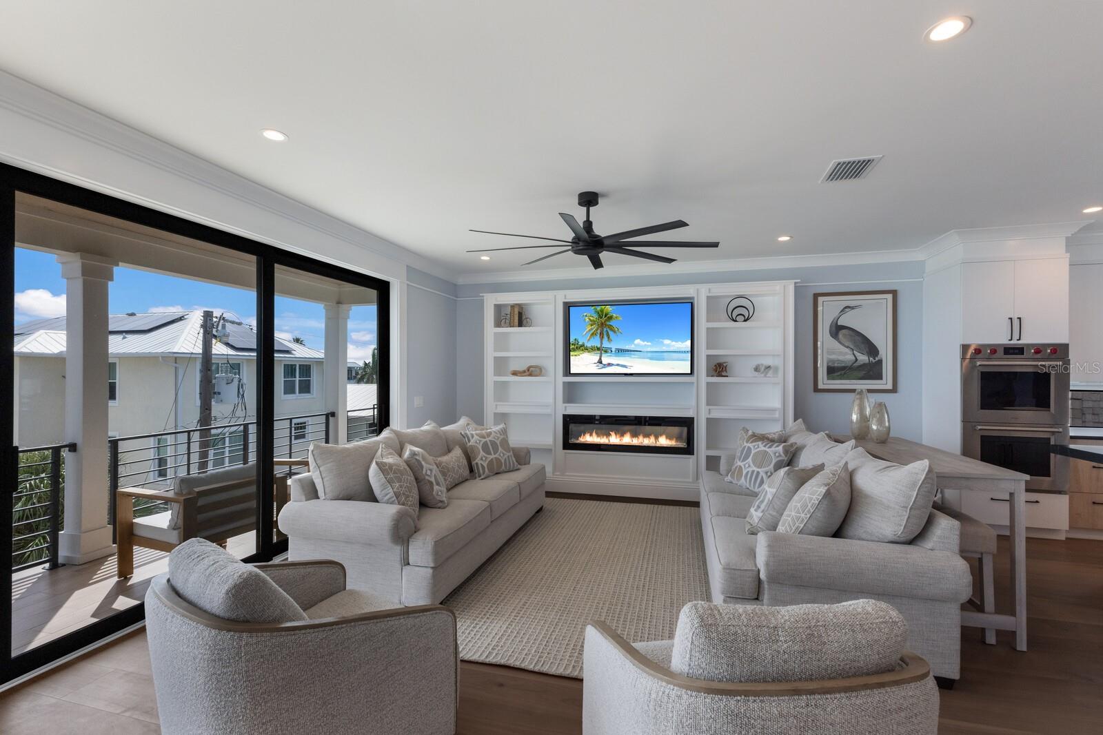 Image 5 of 100 For 2415 Avenue B