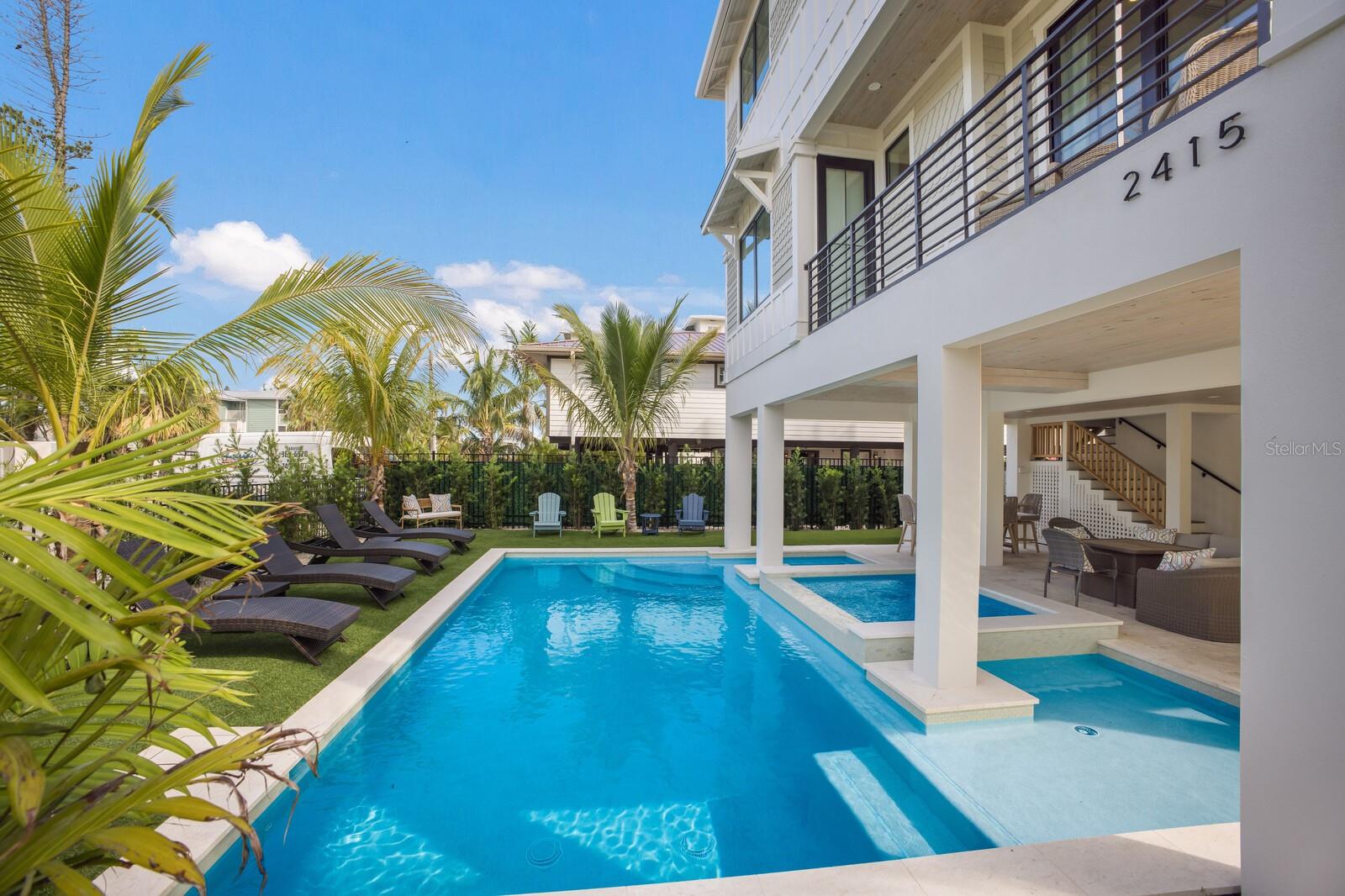 Image 52 of 100 For 2415 Avenue B