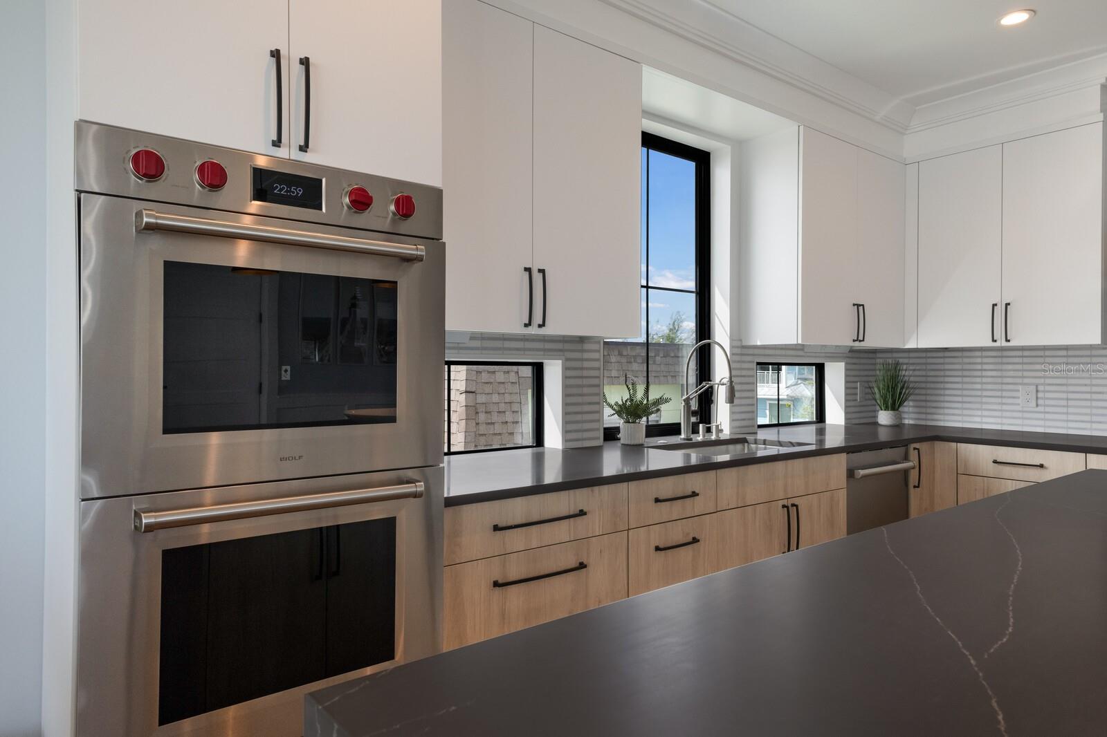 Image 9 of 100 For 2415 Avenue B