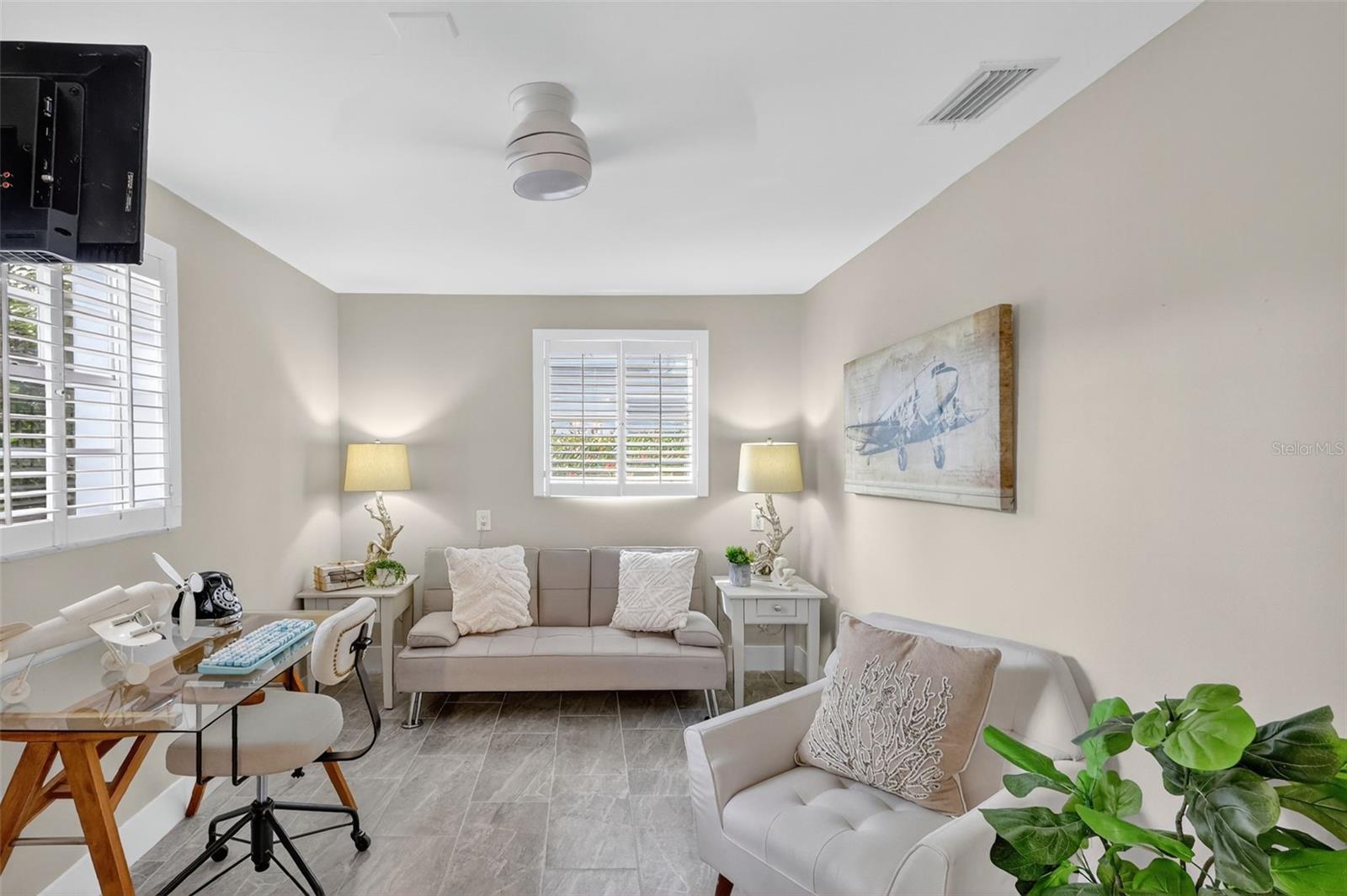 Image 37 of 61 For 747 Marbury Lane