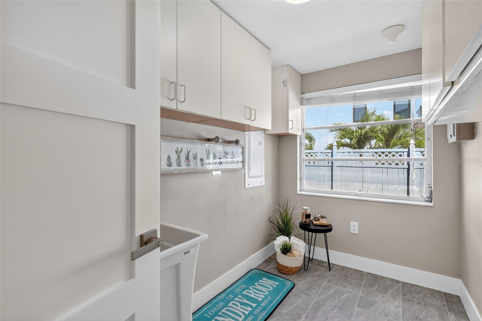 Image 39 of 61 For 747 Marbury Lane