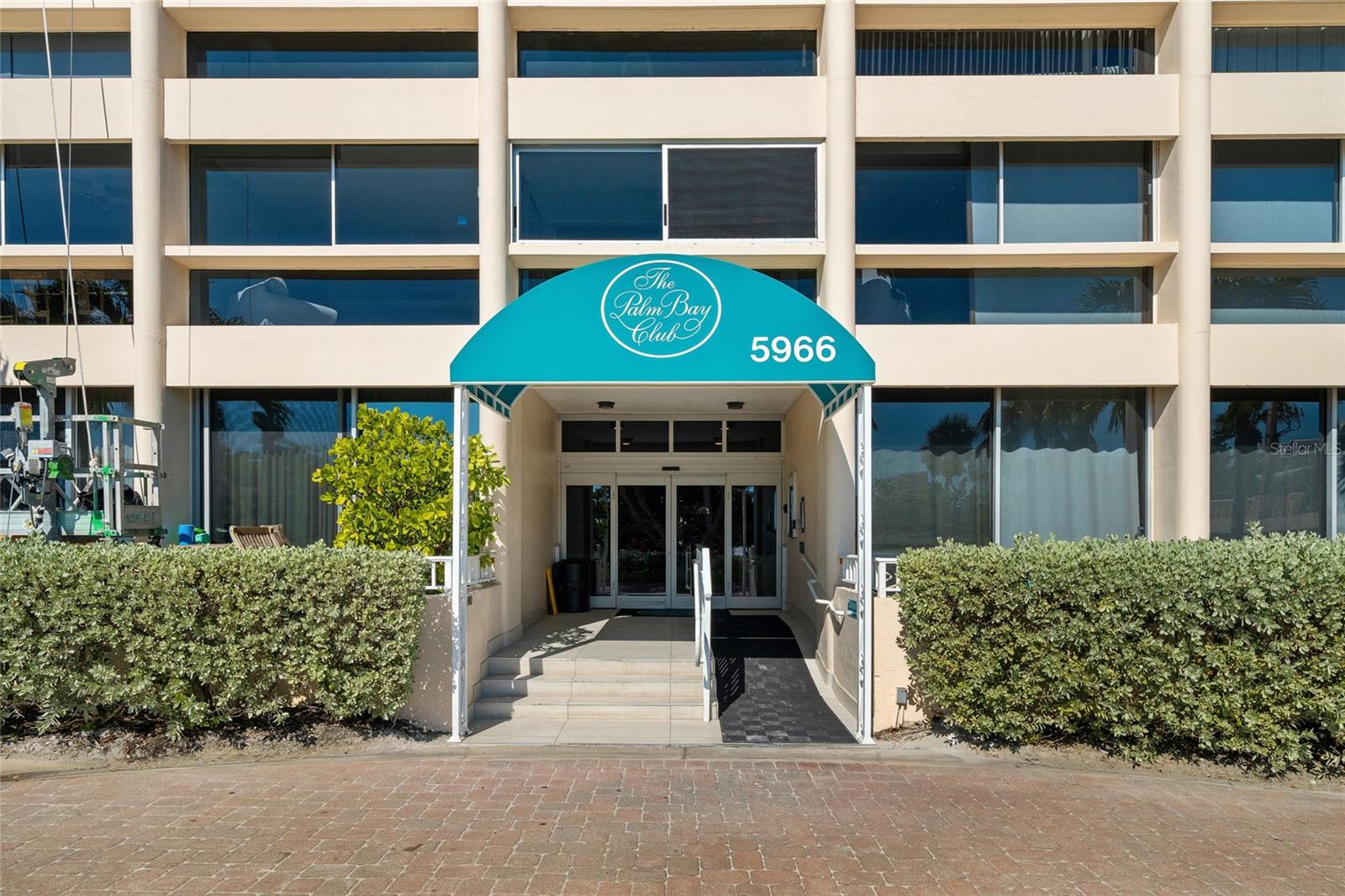 Image 3 of 48 For 5966 Midnight Pass Road G118