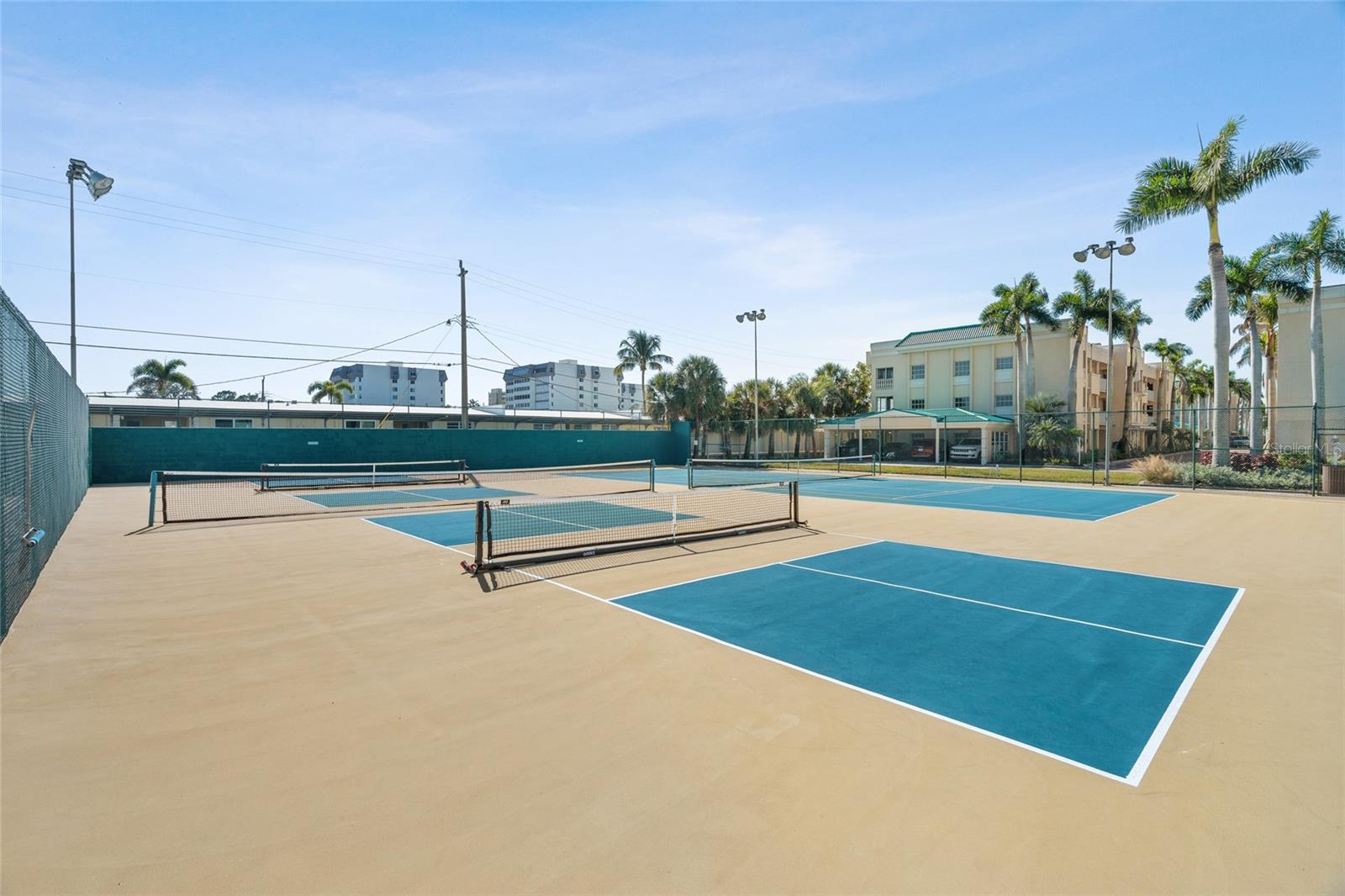 Image 46 of 48 For 5966 Midnight Pass Road G118