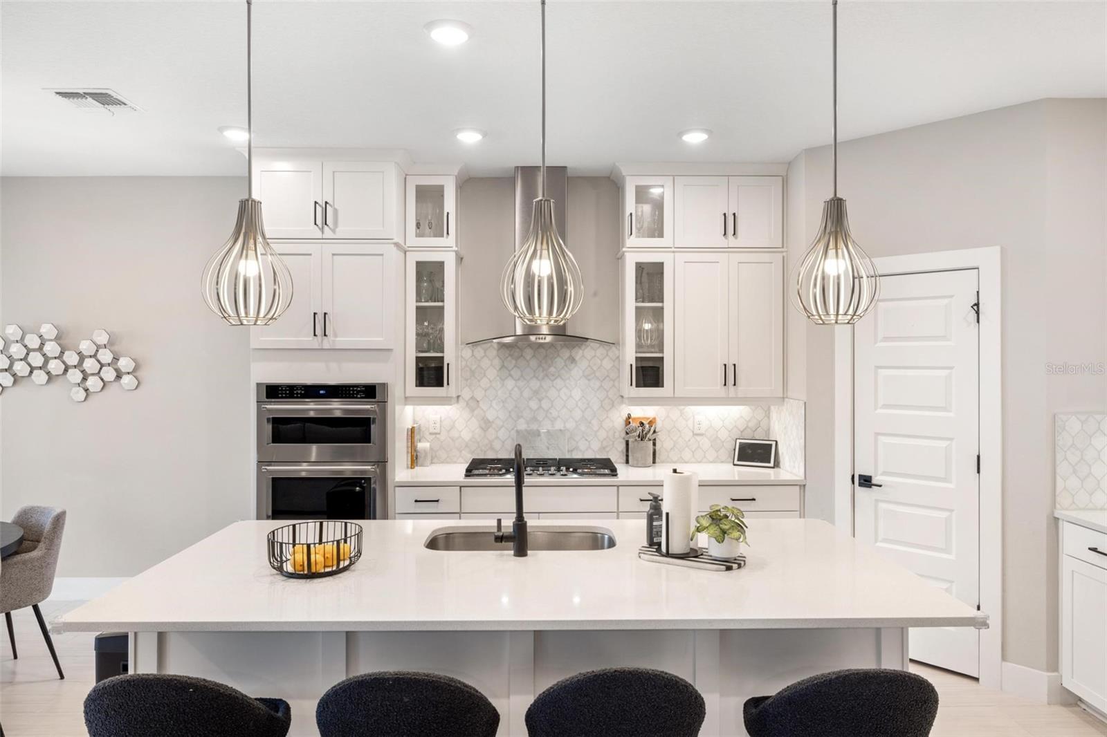 Image 16 of 60 For 13815 Green Hammock Place