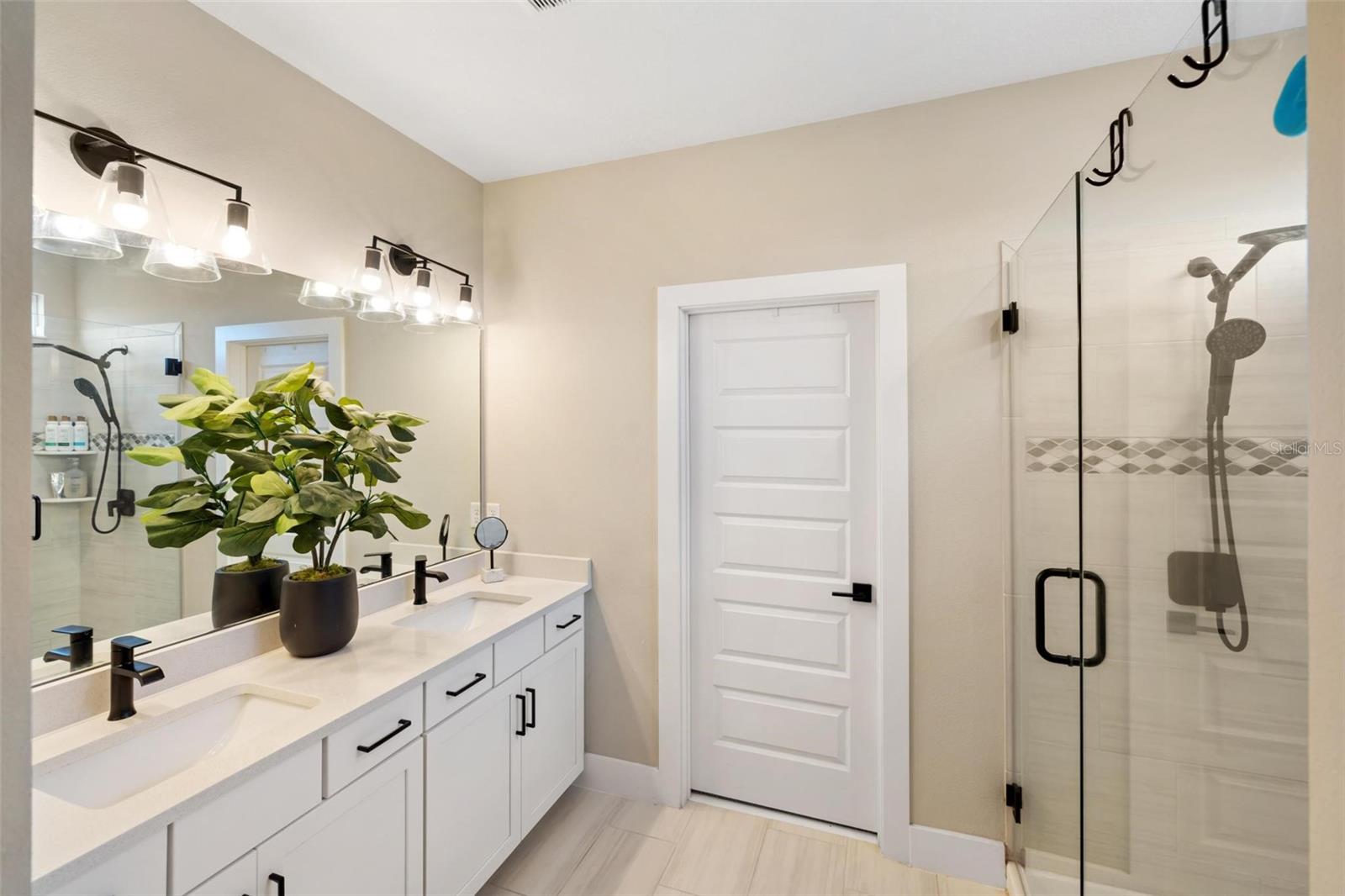 Image 30 of 60 For 13815 Green Hammock Place